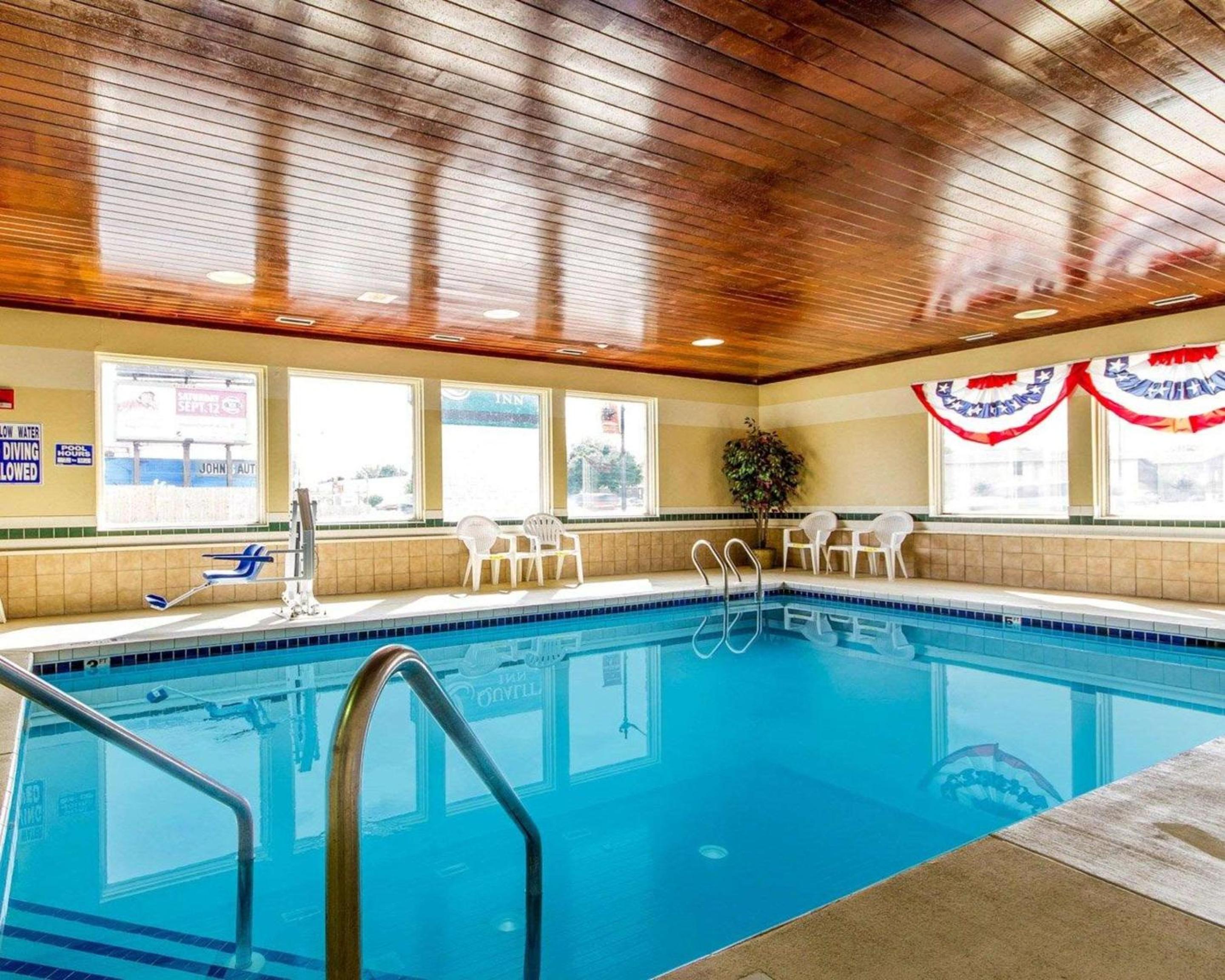 Quality Inn La Crosse North view 4