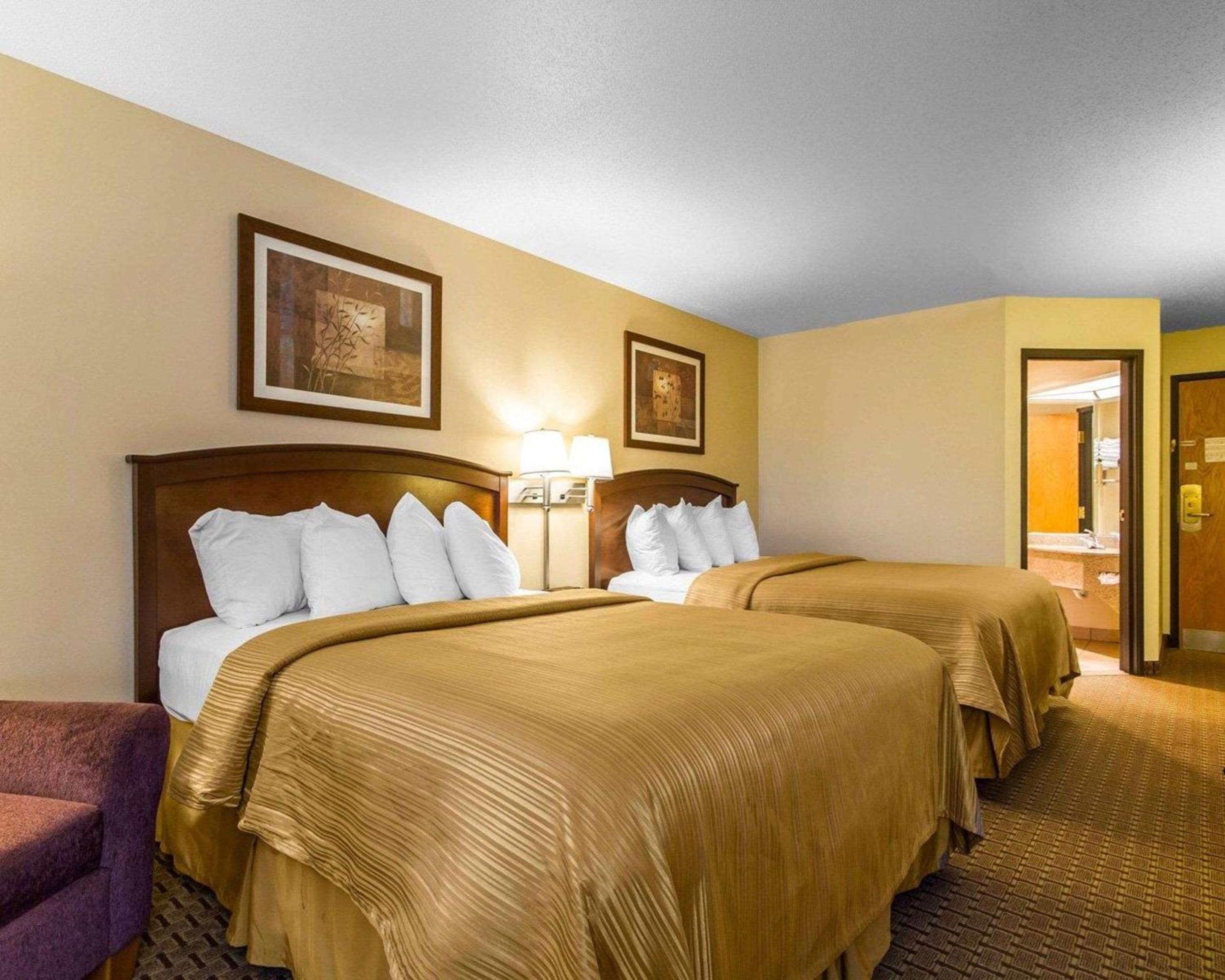 Quality Inn La Crosse North view 5