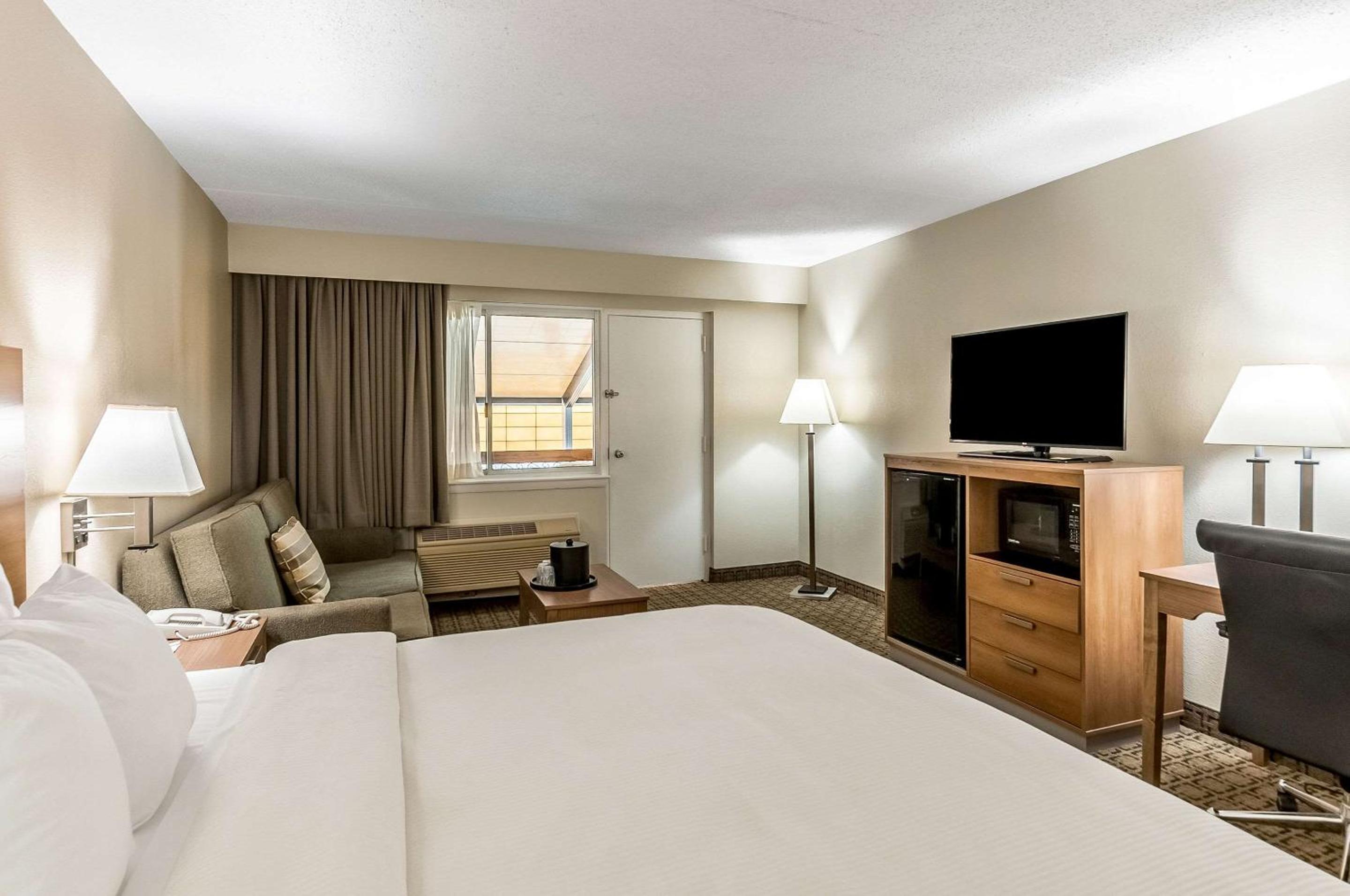 Clarion Inn Harpers Ferry-Charles Town - Property Image 7
