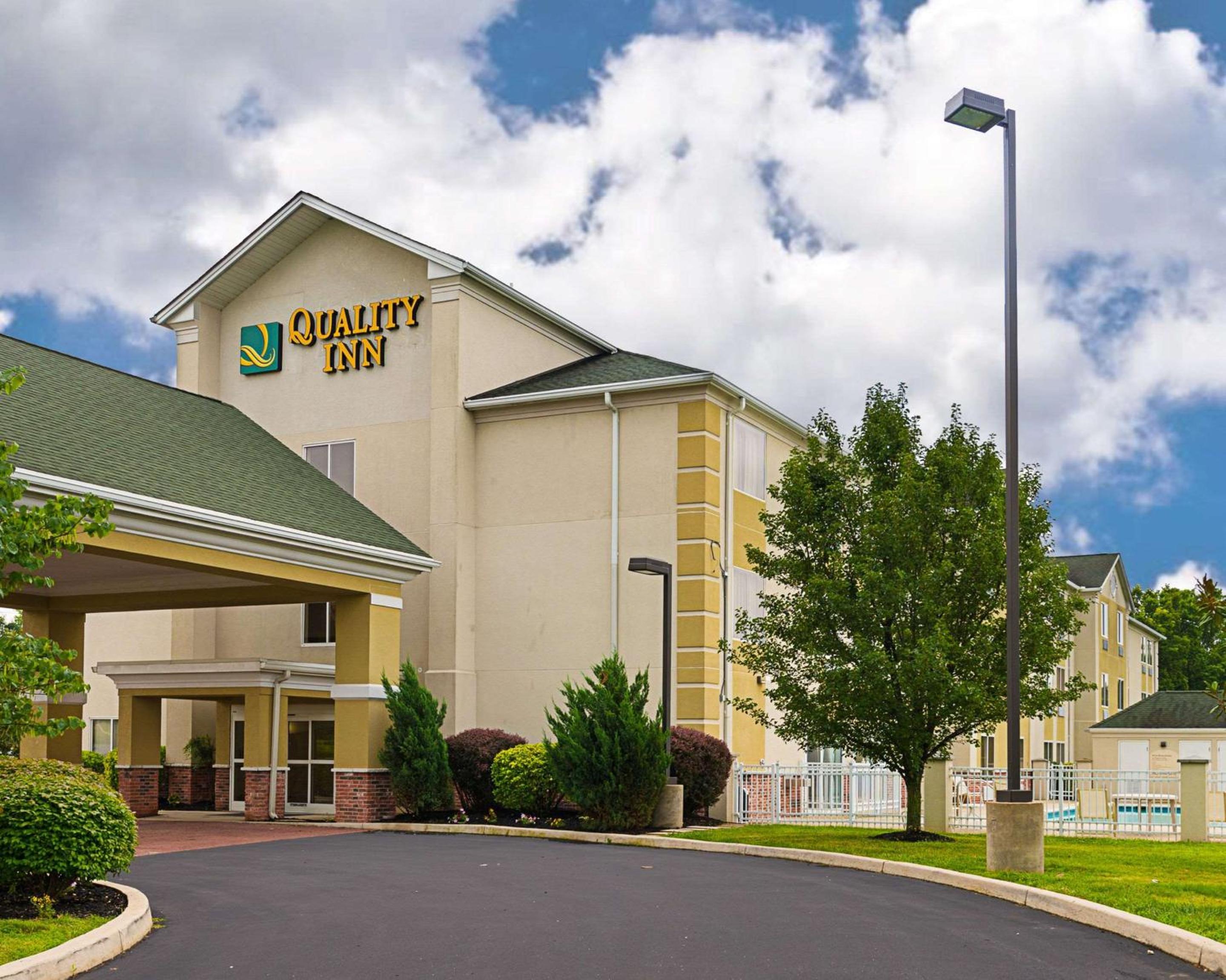 Martinsburg Vacations - Quality Inn Spring Mills - Martinsburg North - Property Image 19