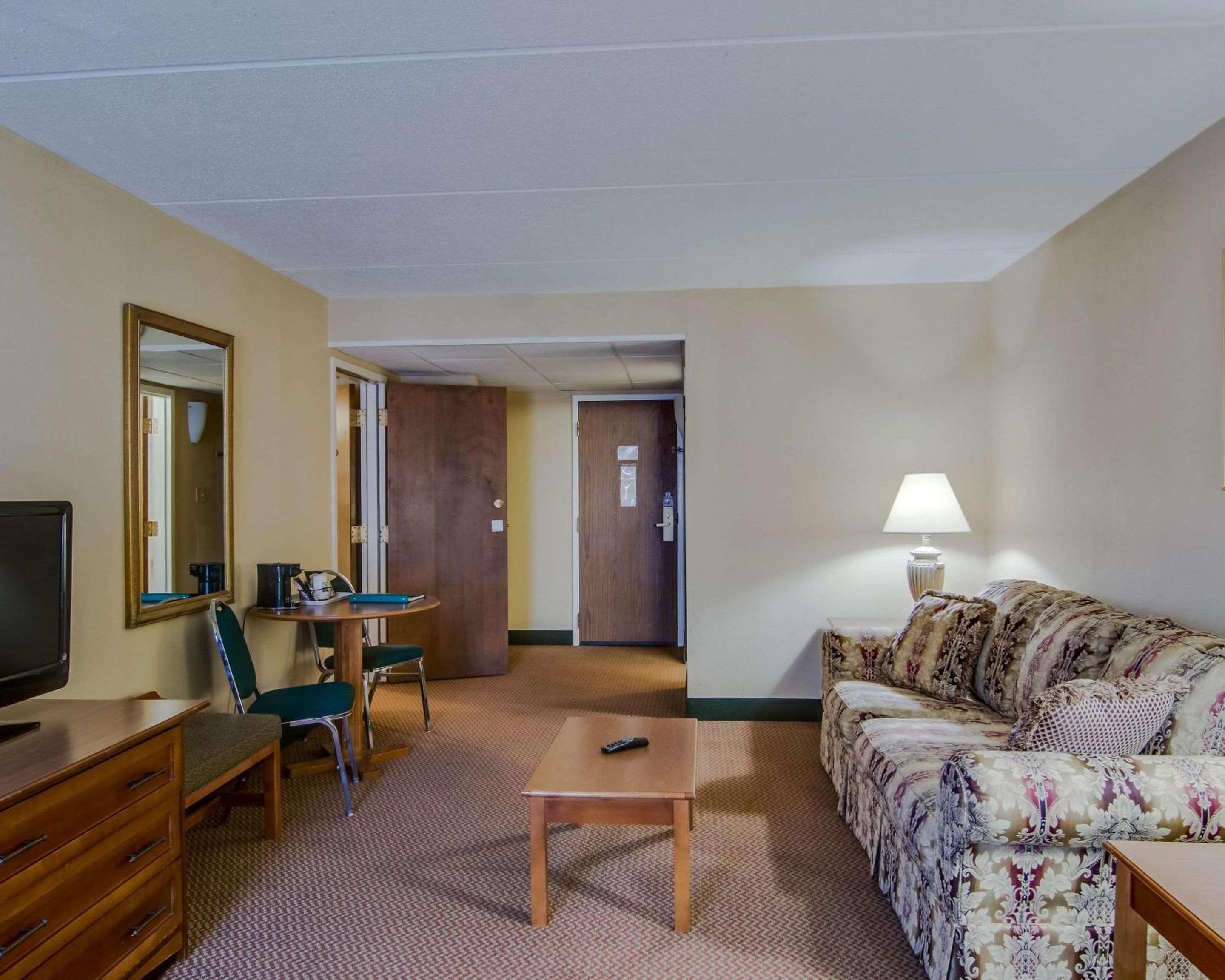 Quality Hotel and Conference Center - Property Image 33