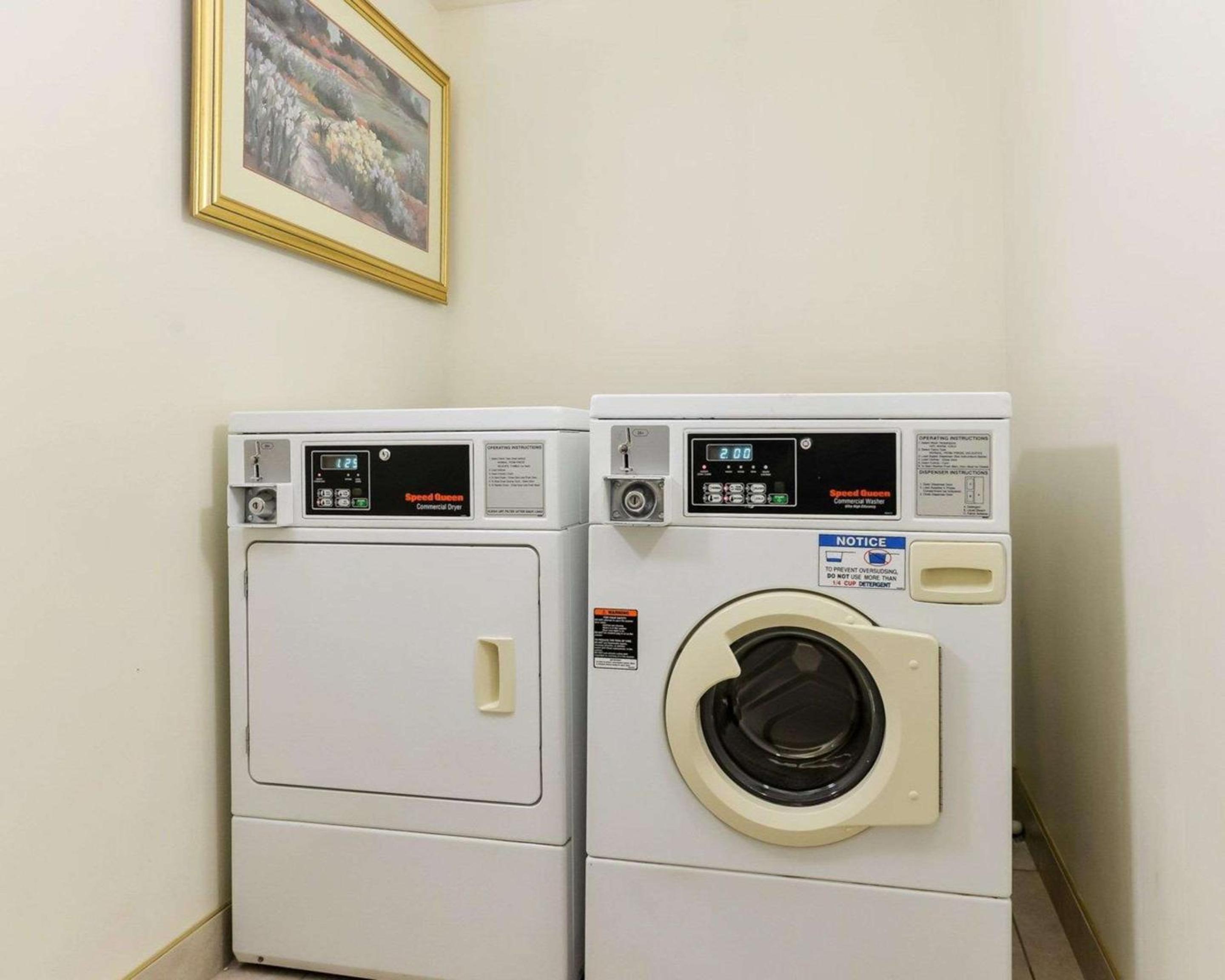 Martinsburg Vacations - Quality Inn Spring Mills - Martinsburg North - Property Image 15