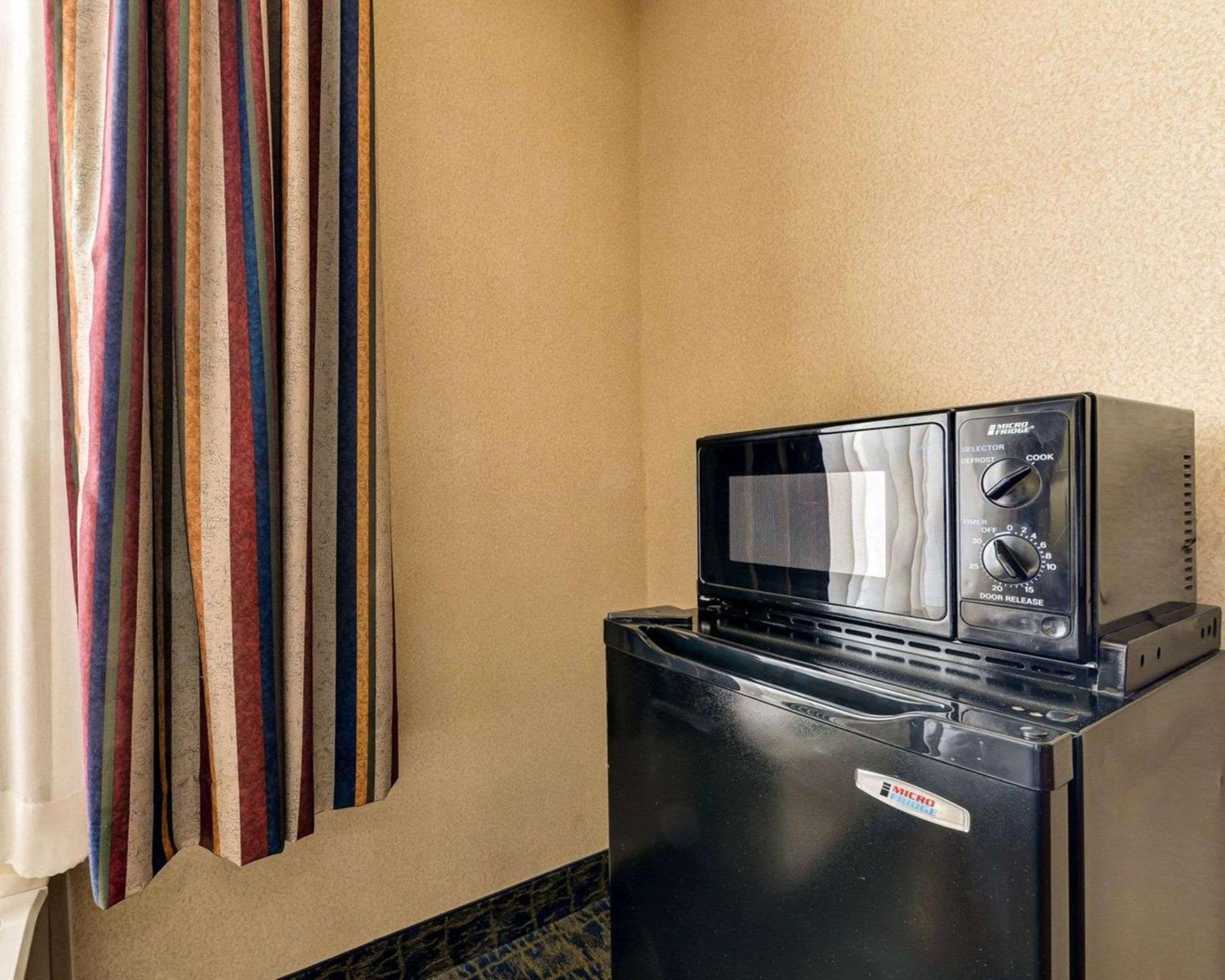 Martinsburg Vacations - Quality Inn Spring Mills - Martinsburg North - Property Image 25