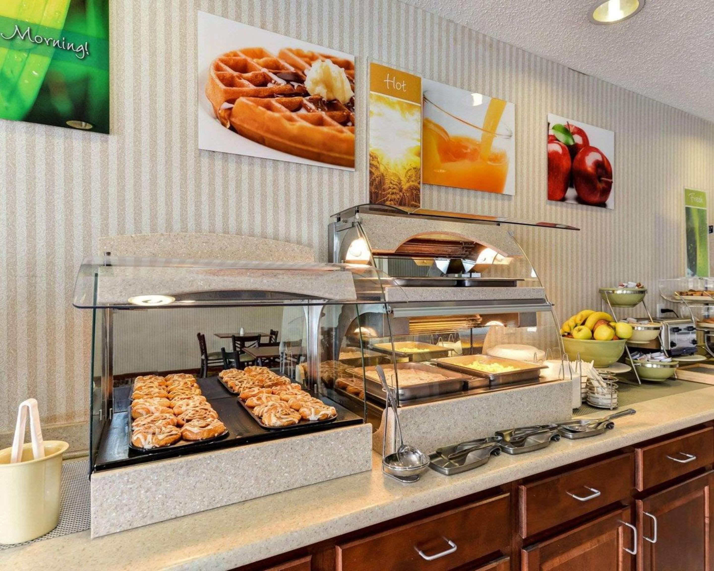 Martinsburg Vacations - Quality Inn Spring Mills - Martinsburg North - Property Image 14