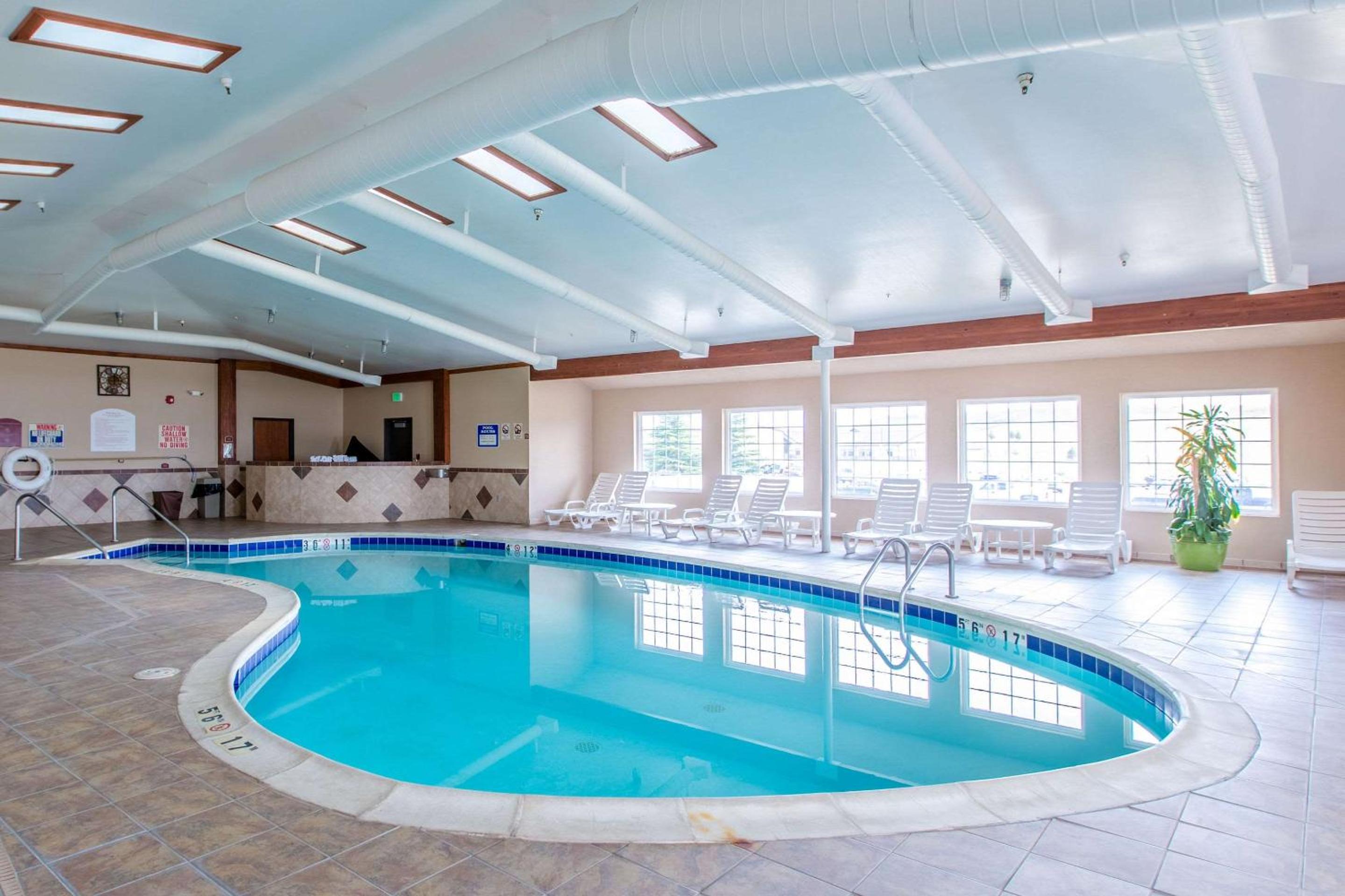 Laramie Vacations - Quality Inn  Suites University - Property Image 1