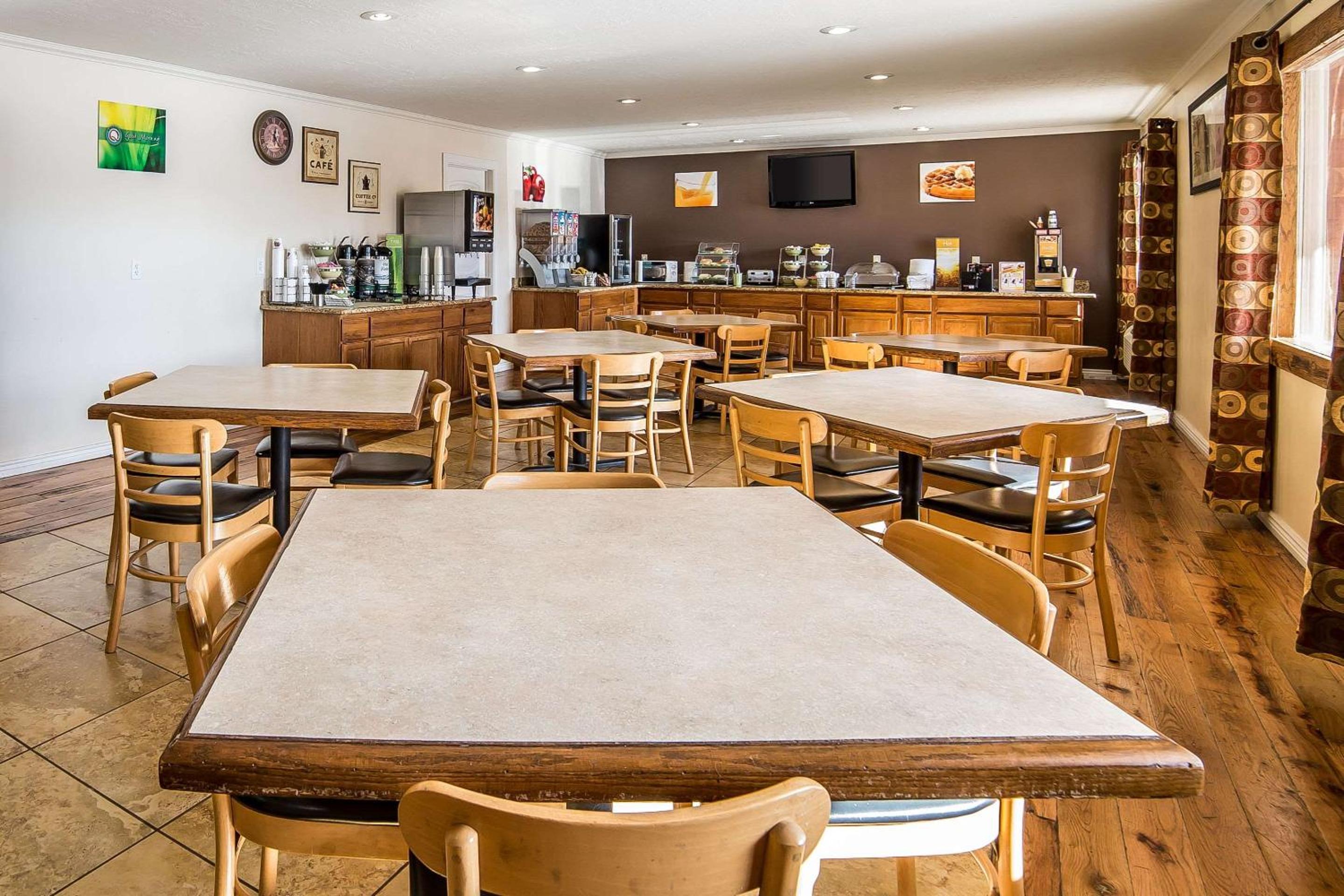 Evanston Vacations - Quality Inn Evanston near Wyoming Downs - Property Image 27
