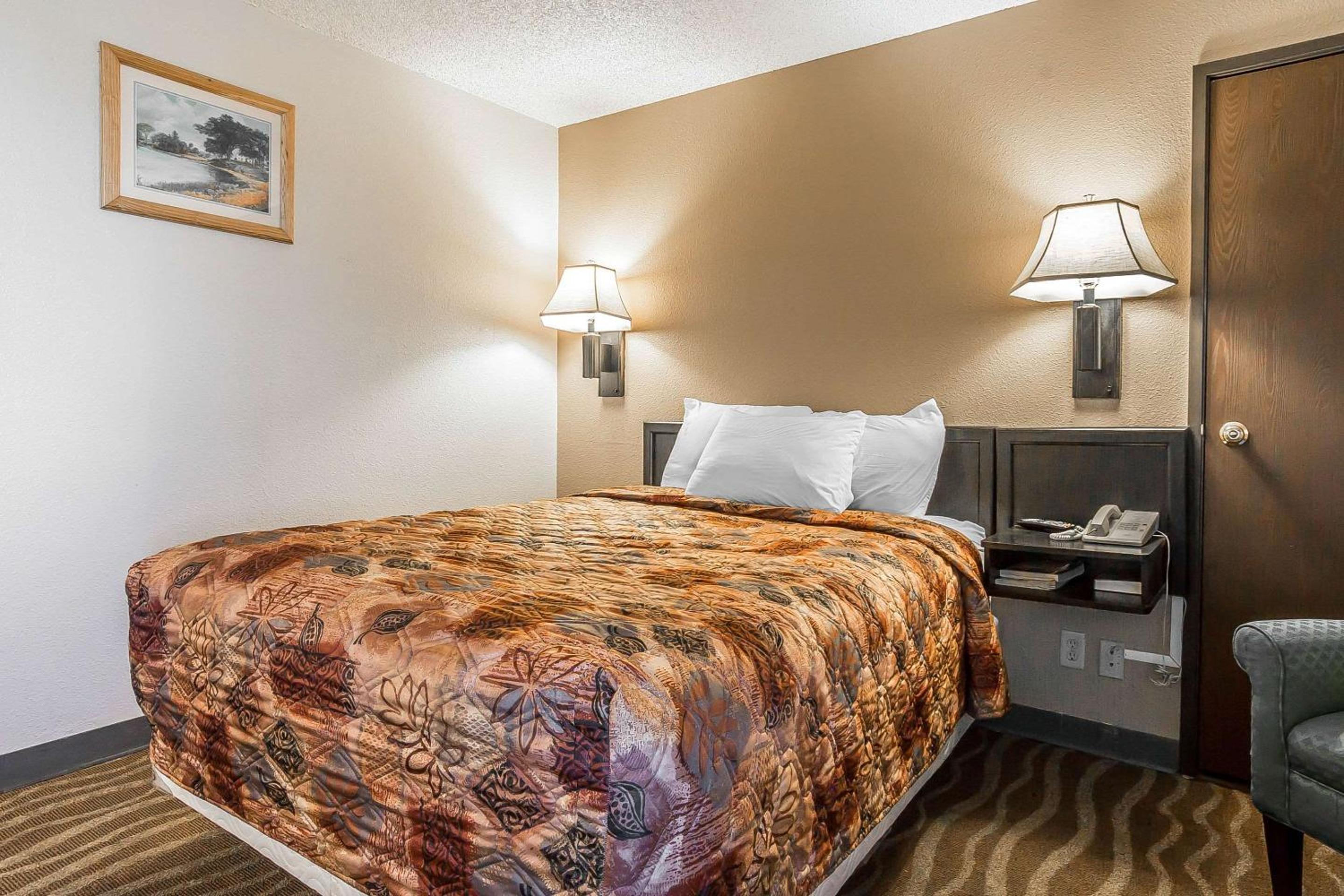 Rodeway Inn Cheyenne I-80 East