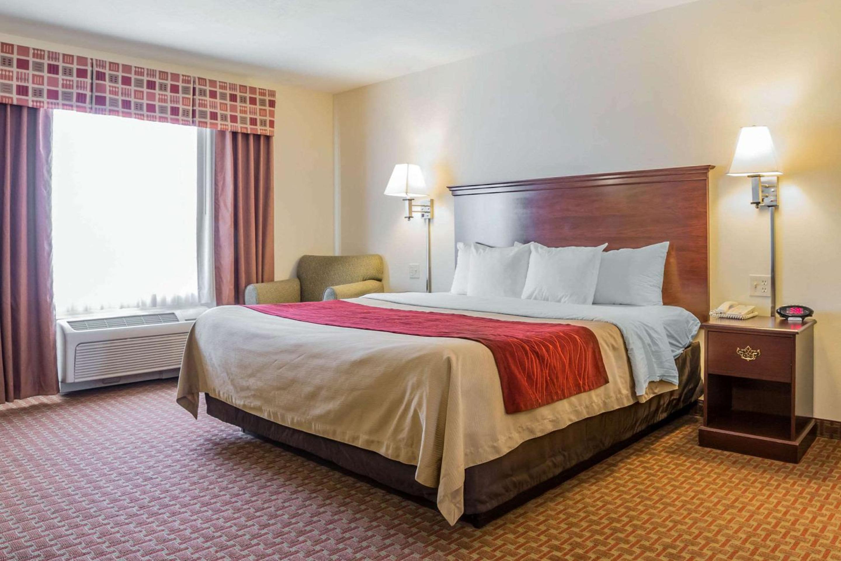 Rock Springs Vacations - Comfort Inn  Suites Rock Springs-Green River - Property Image 2