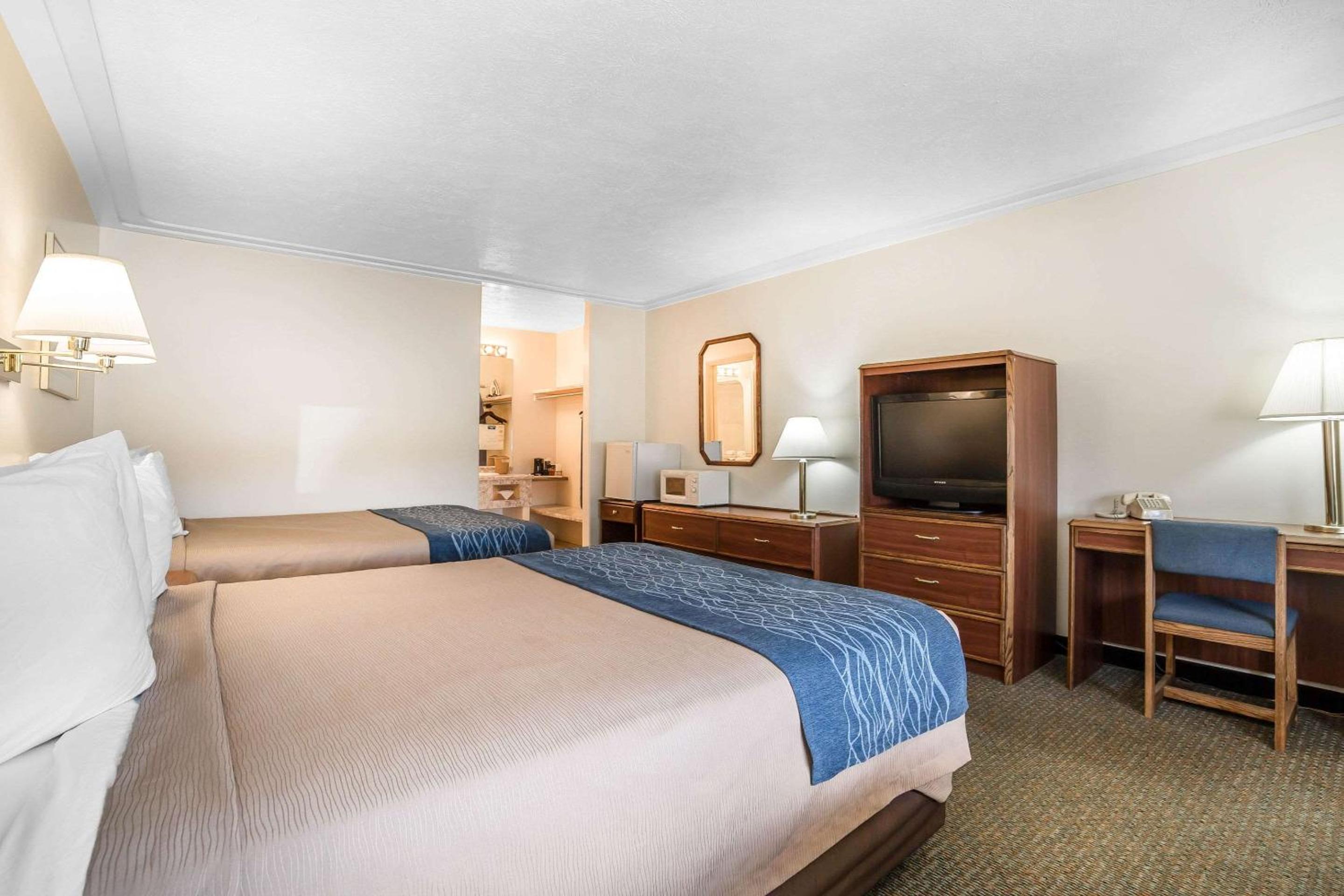 Riverton Vacations - Rodeway Inn Pronghorn Lodge - Property Image 5