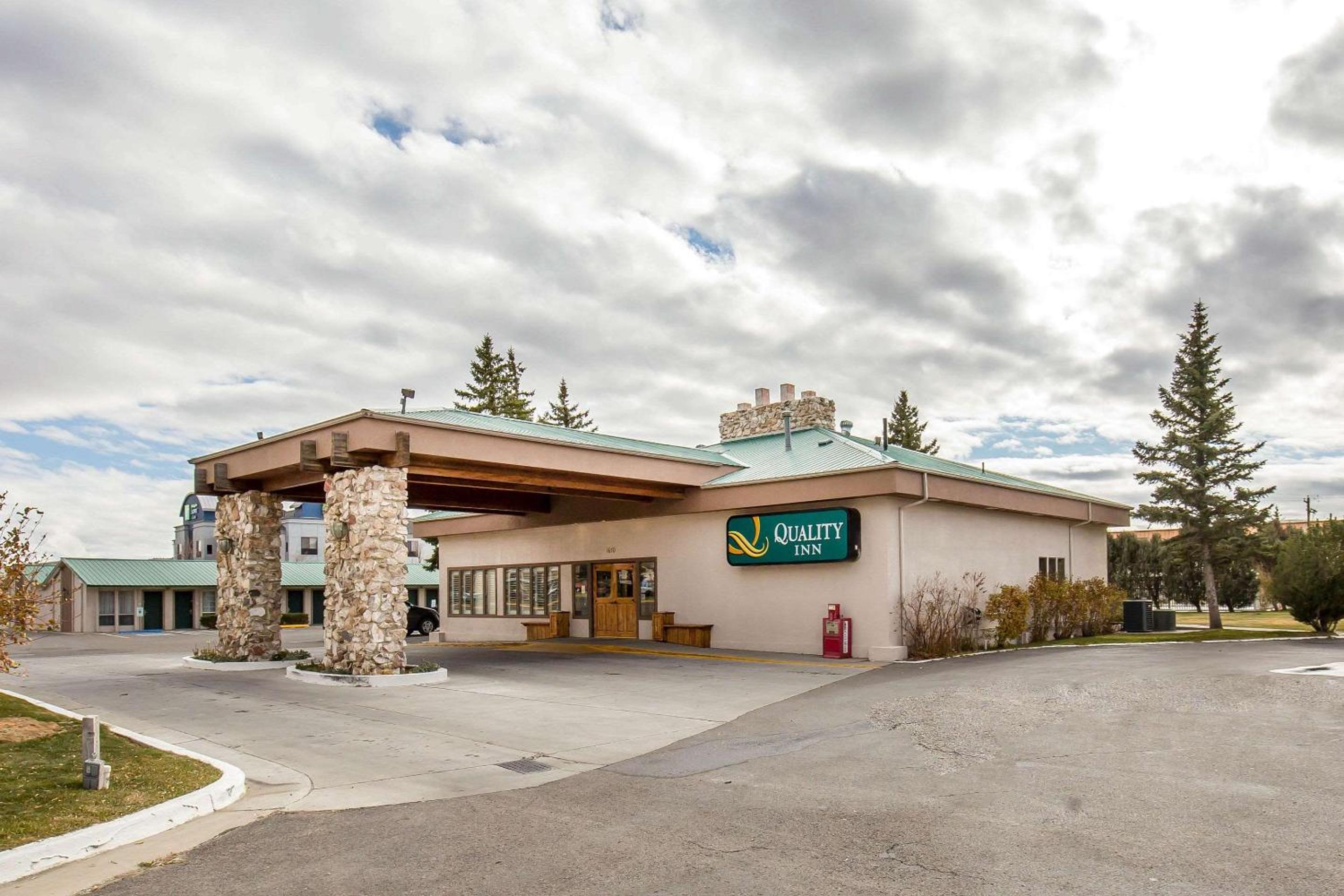 Rock Springs Vacations - Quality Inn - Property Image 1