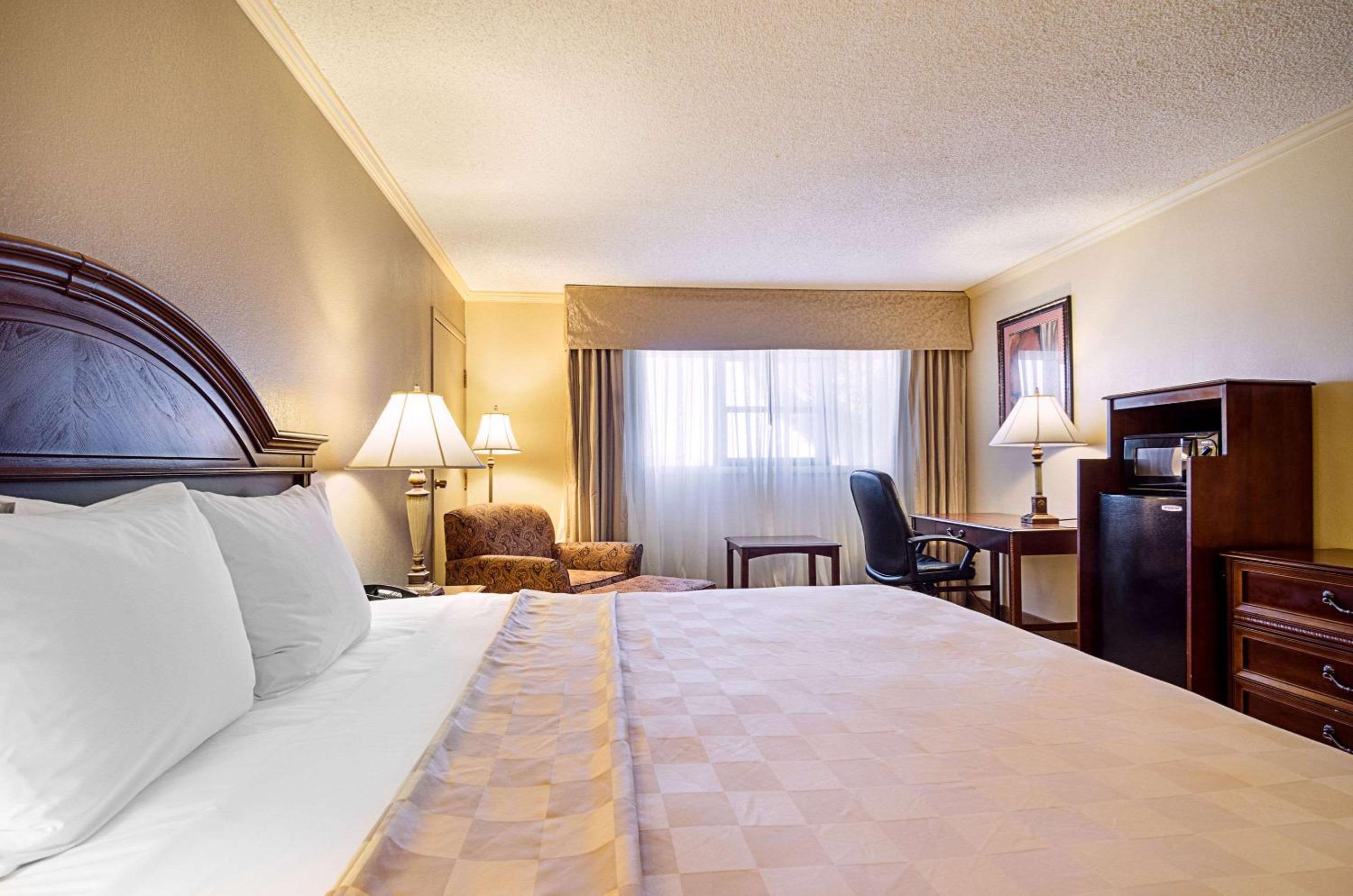 Garden City Vacations - Clarion Inn - Property Image 31