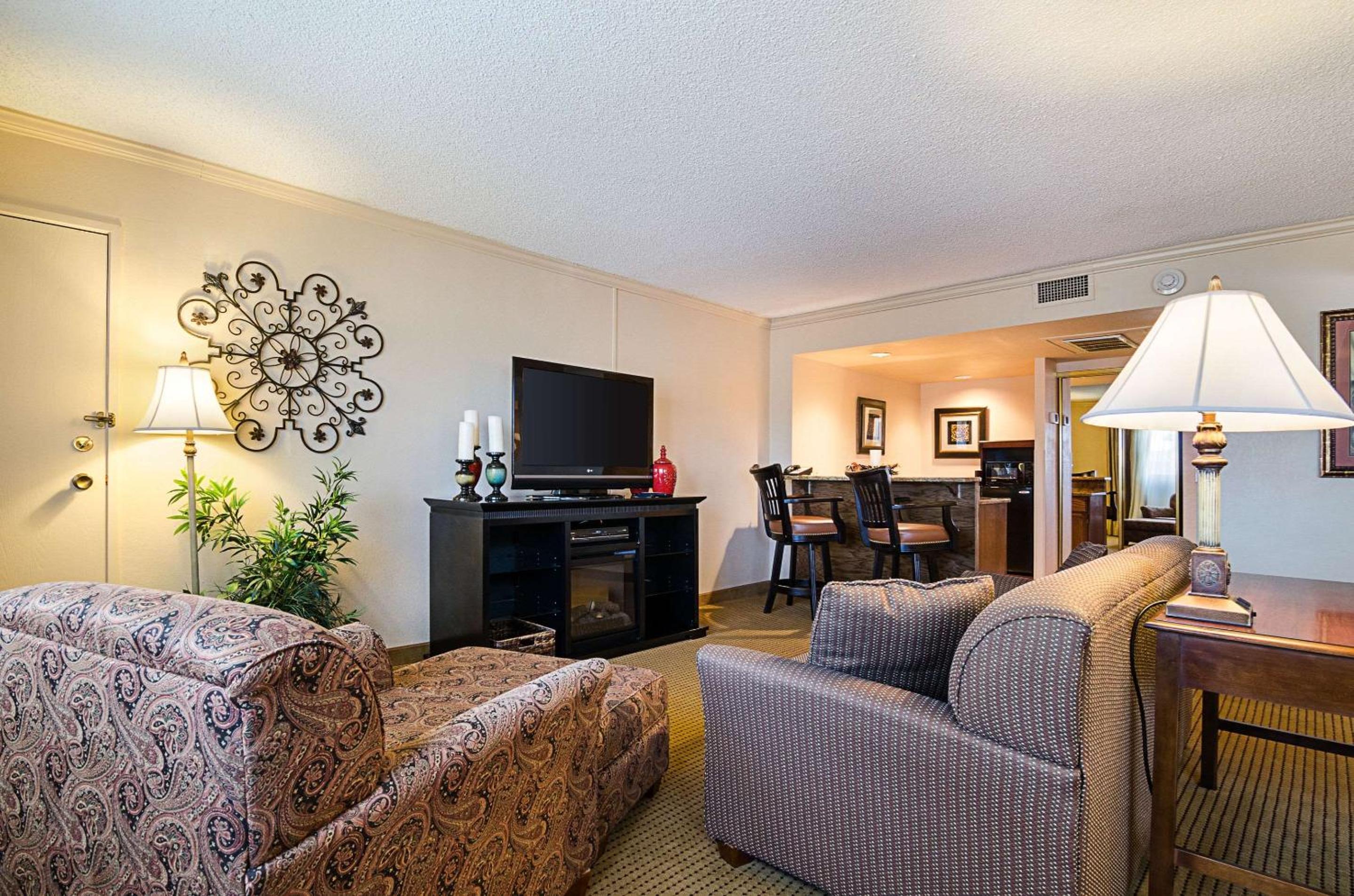 Garden City Vacations - Clarion Inn - Property Image 13