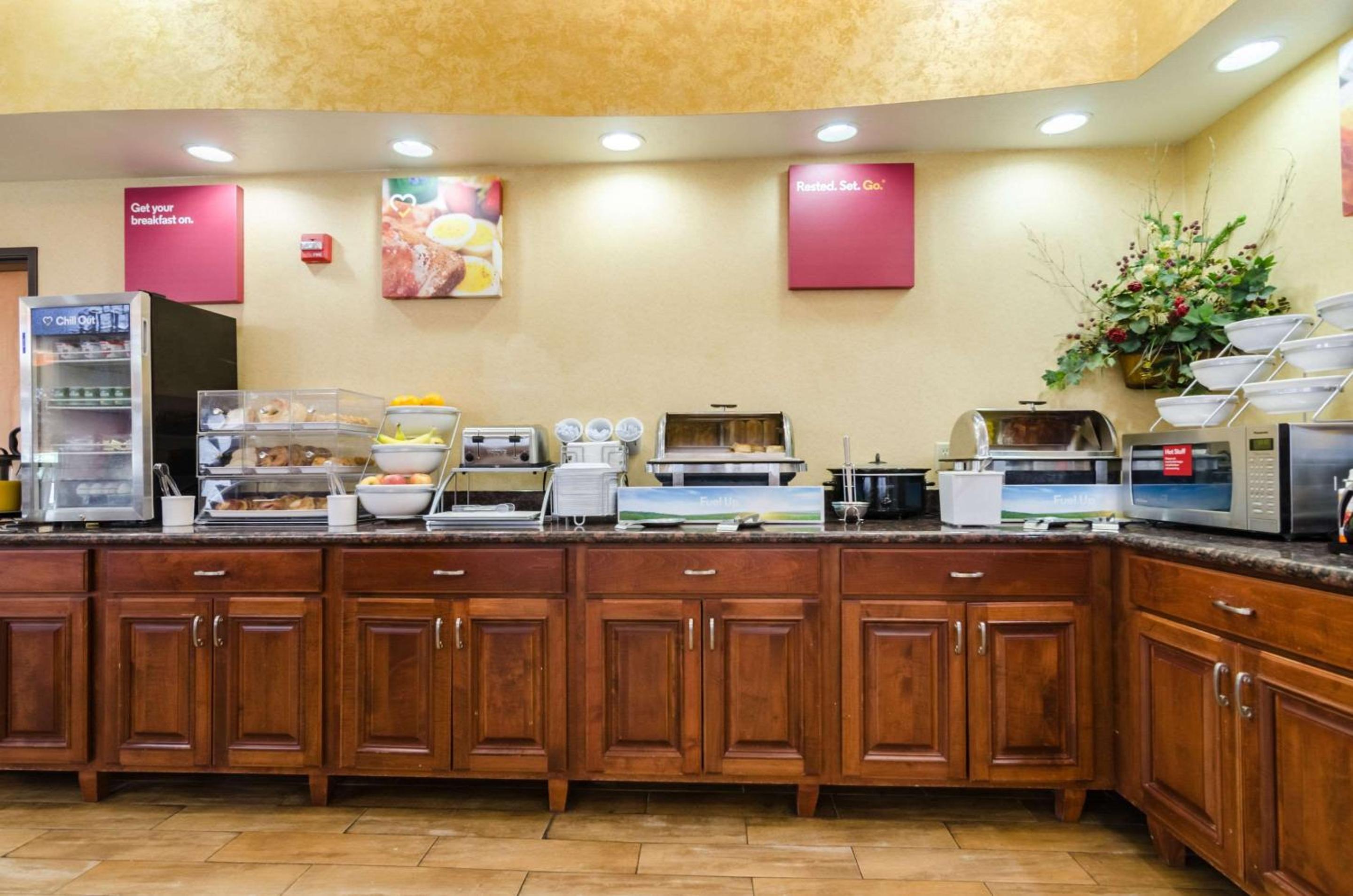 Comfort Suites Salina South, Photo 39
