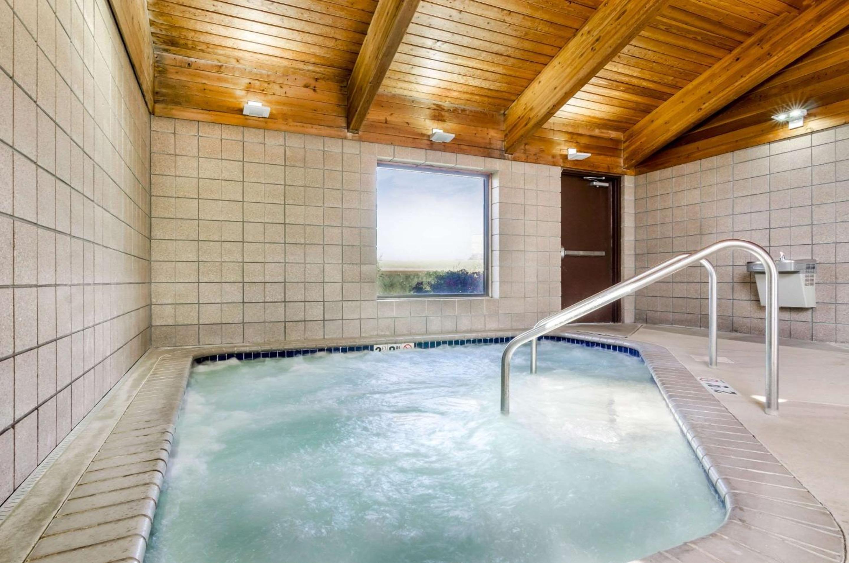 Rodeway Inn Hesston