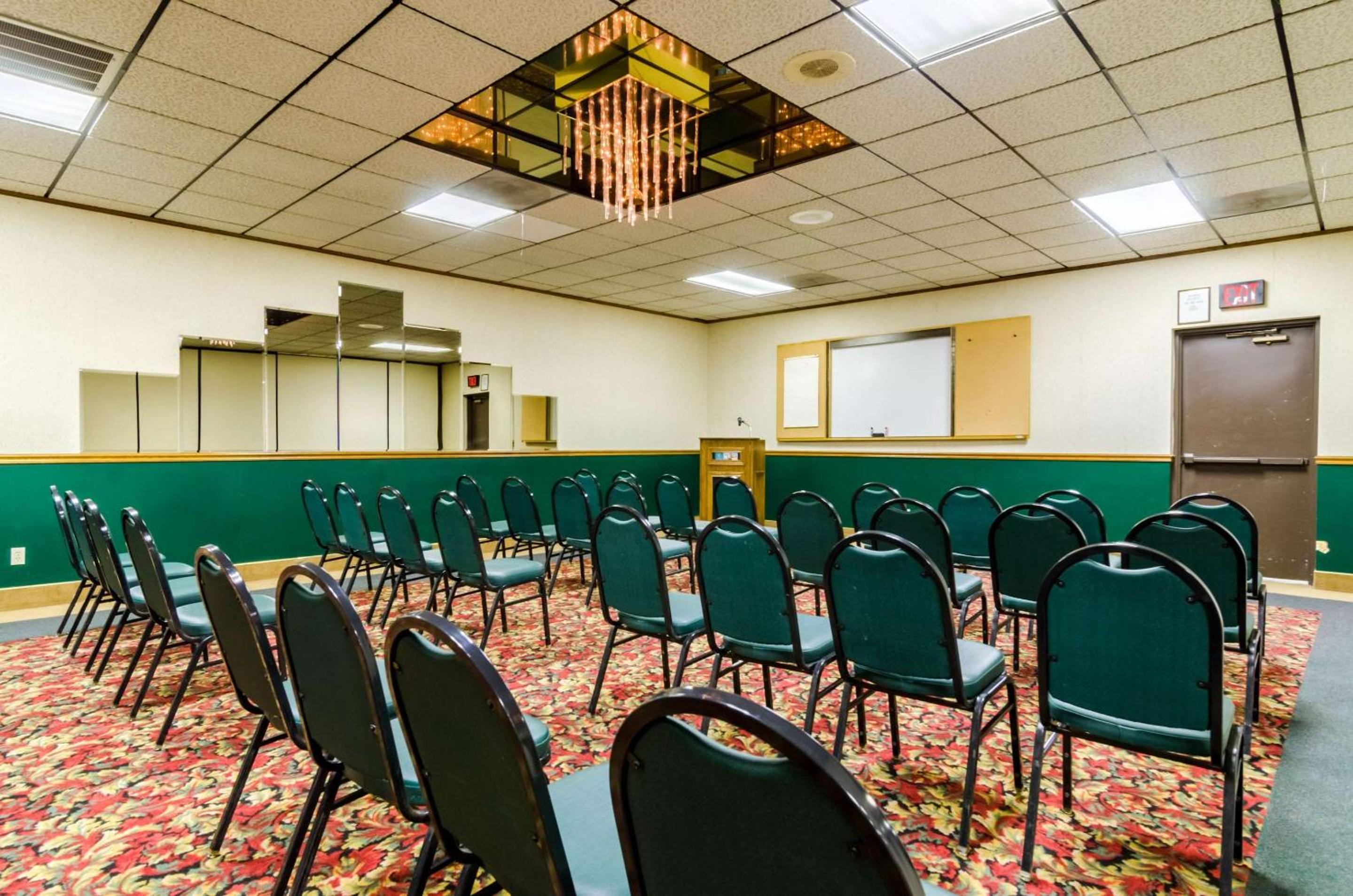 meeting & event spaces