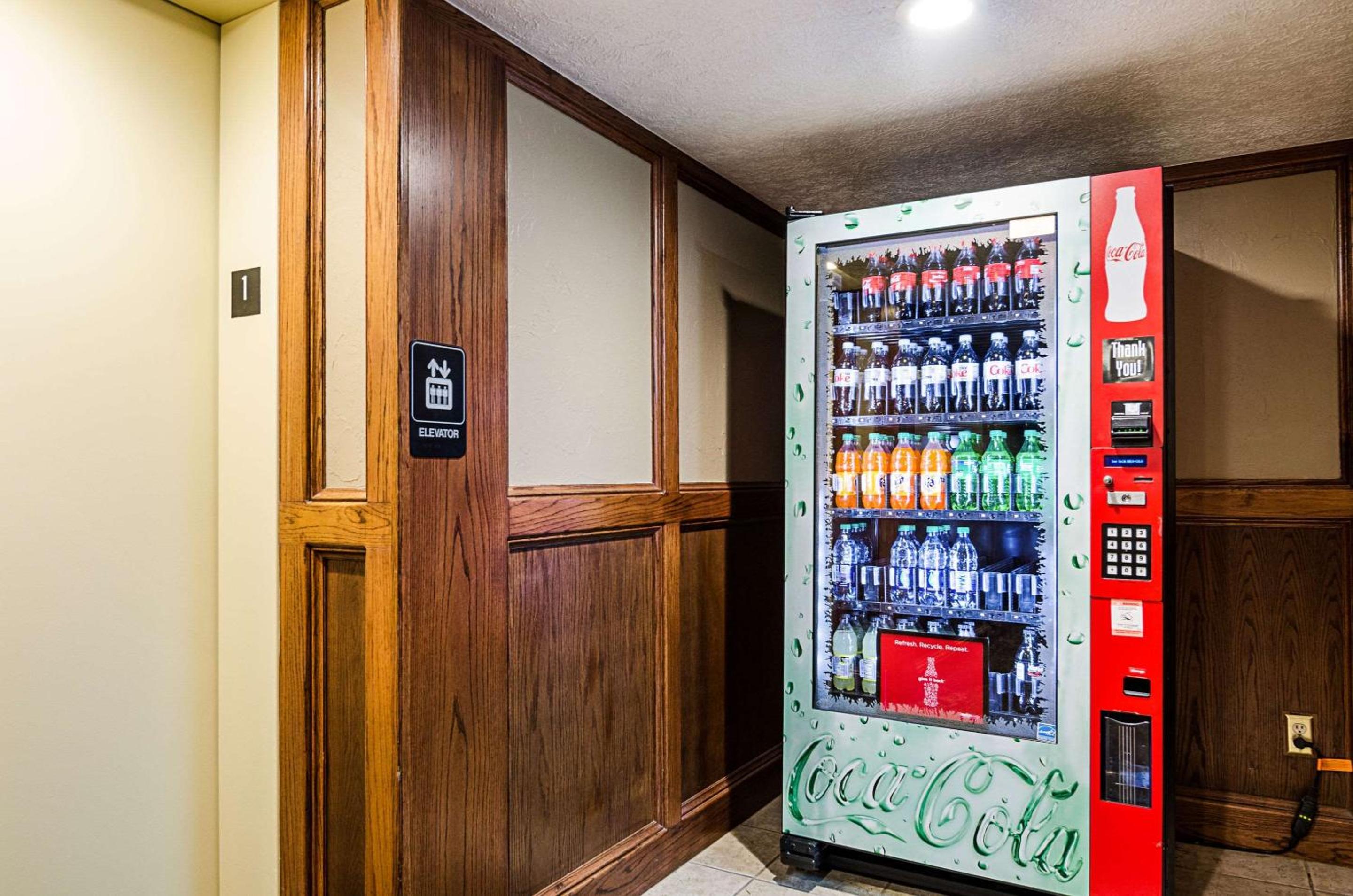 Garden City Vacations - Clarion Inn - Property Image 21