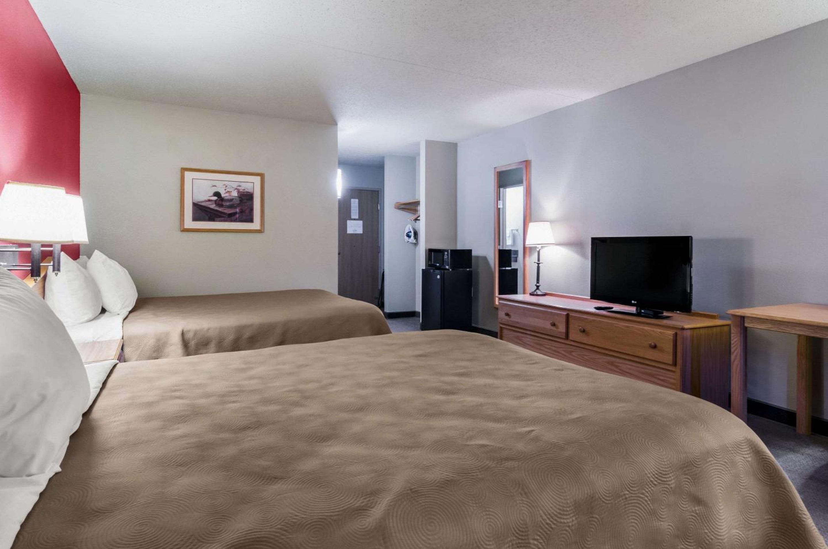 Rodeway Inn Hesston