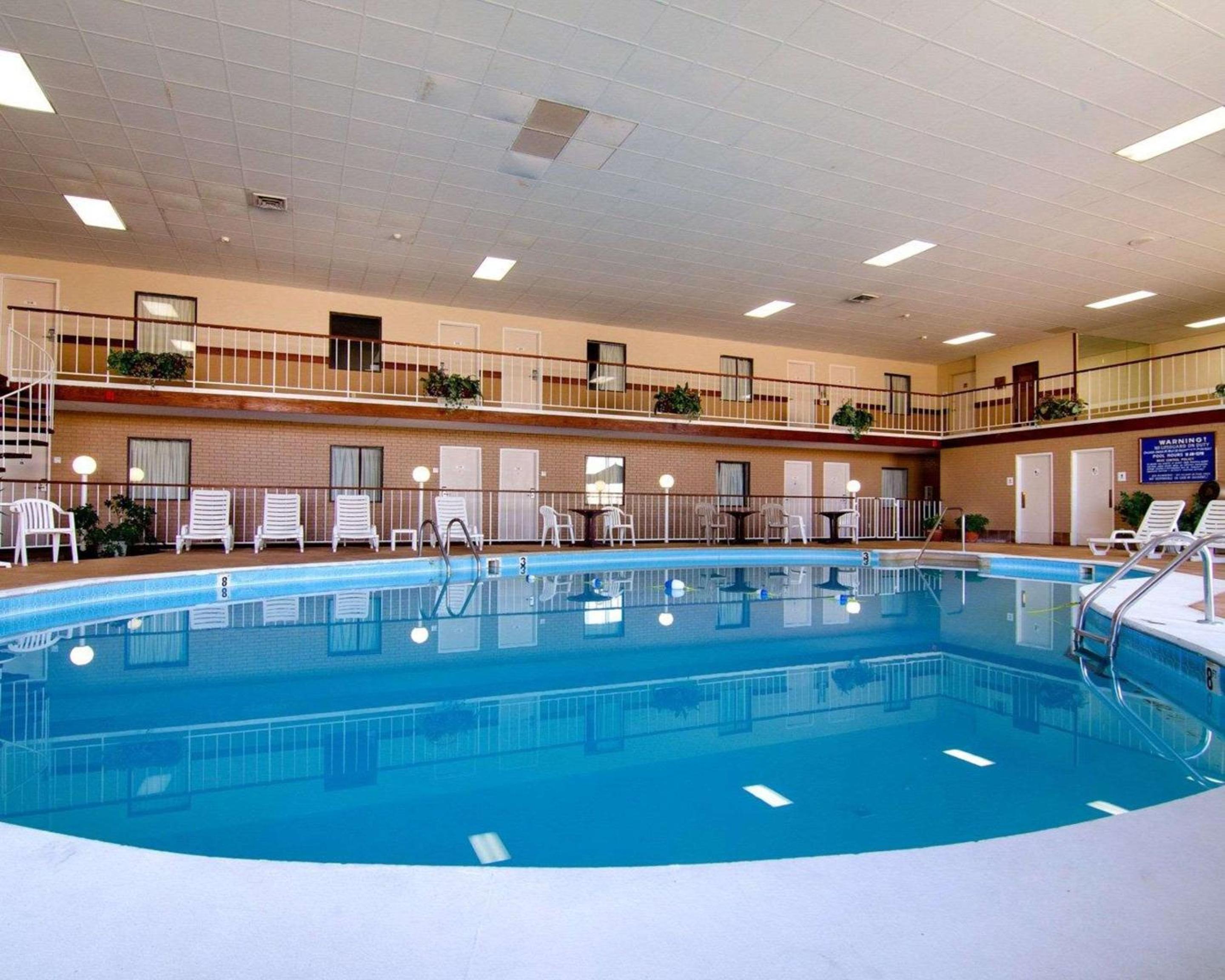 Emporia Vacations - Knights Inn  Suites Emporia - Property Image 70