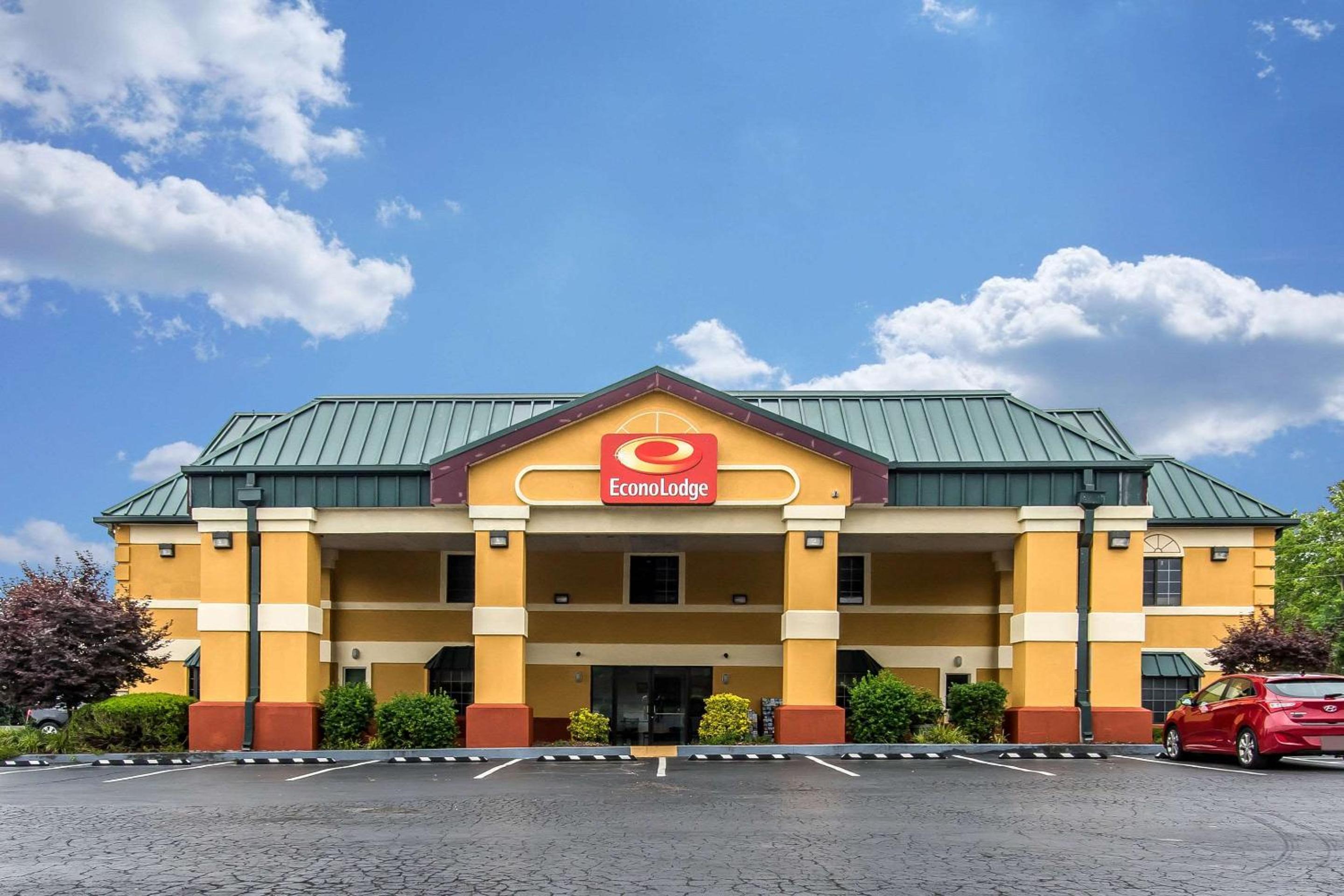 Econo Lodge Berea view 5
