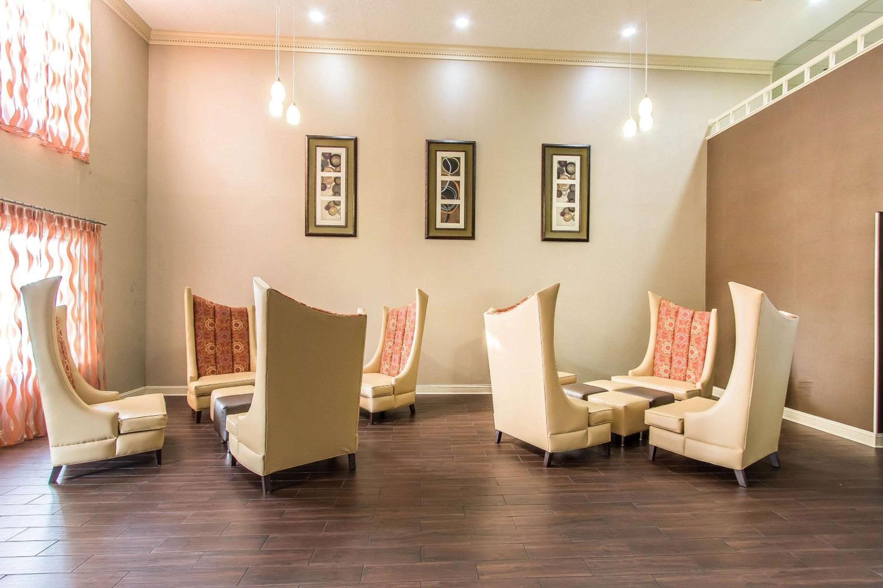 Richmond Vacations - Comfort Suites - Property Image 6
