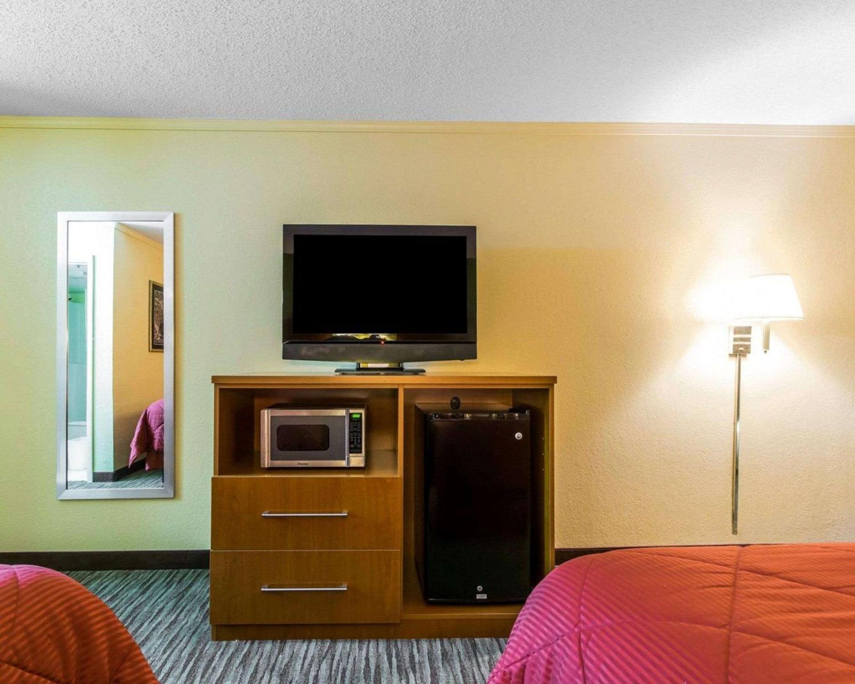 Econo Lodge Franklin South