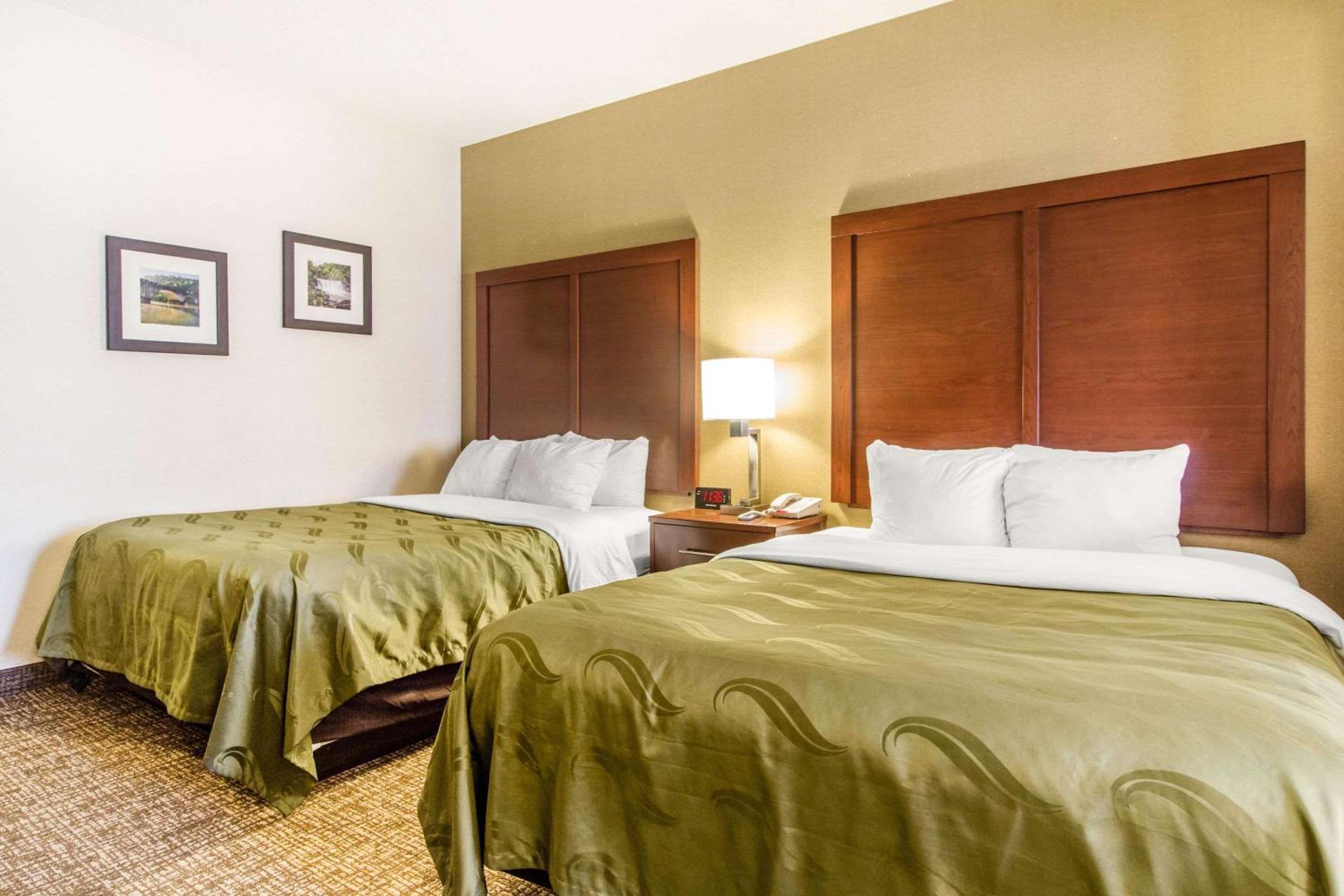 Corbin Vacations - Quality Suites - Property Image 5
