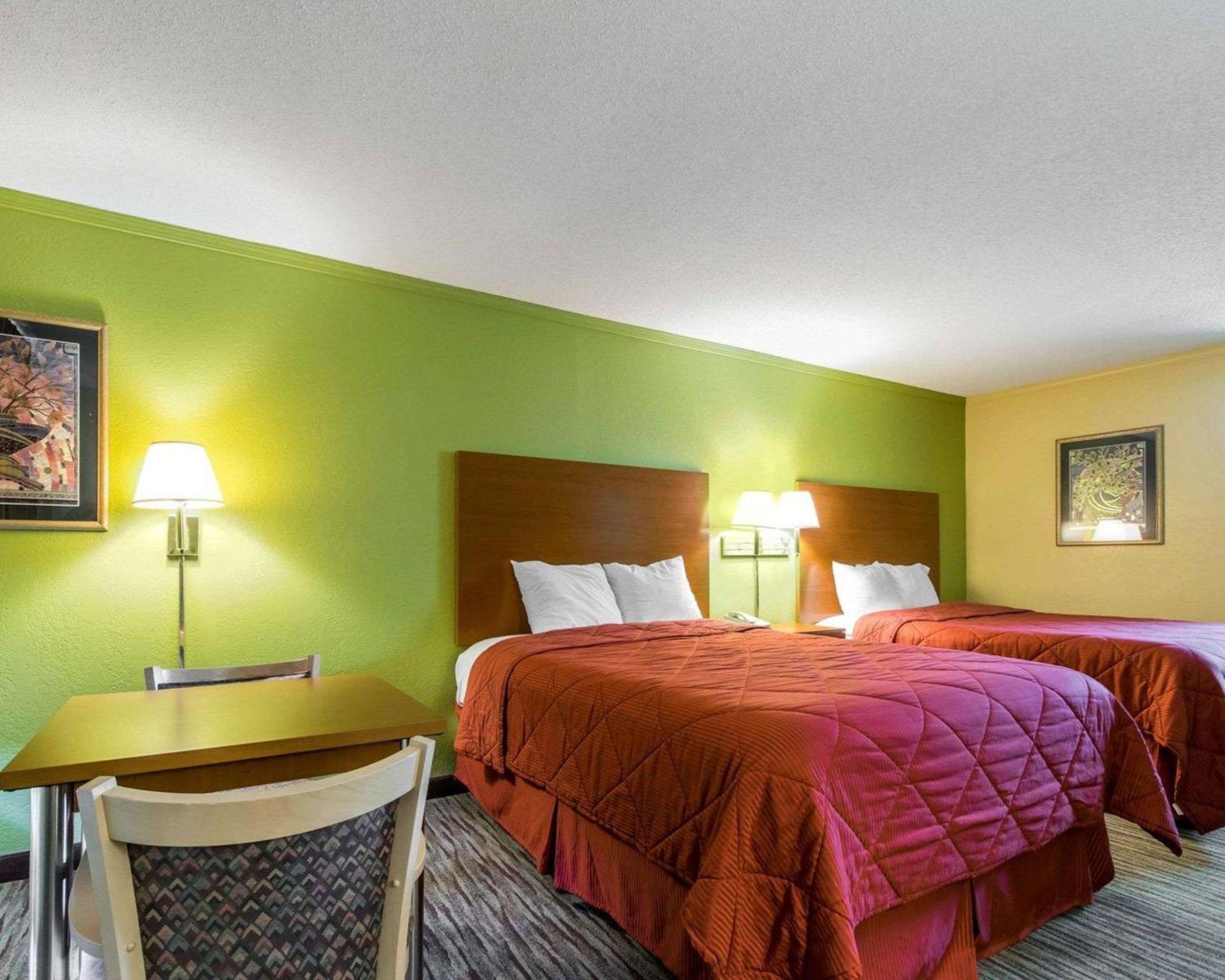 Econo Lodge Franklin South