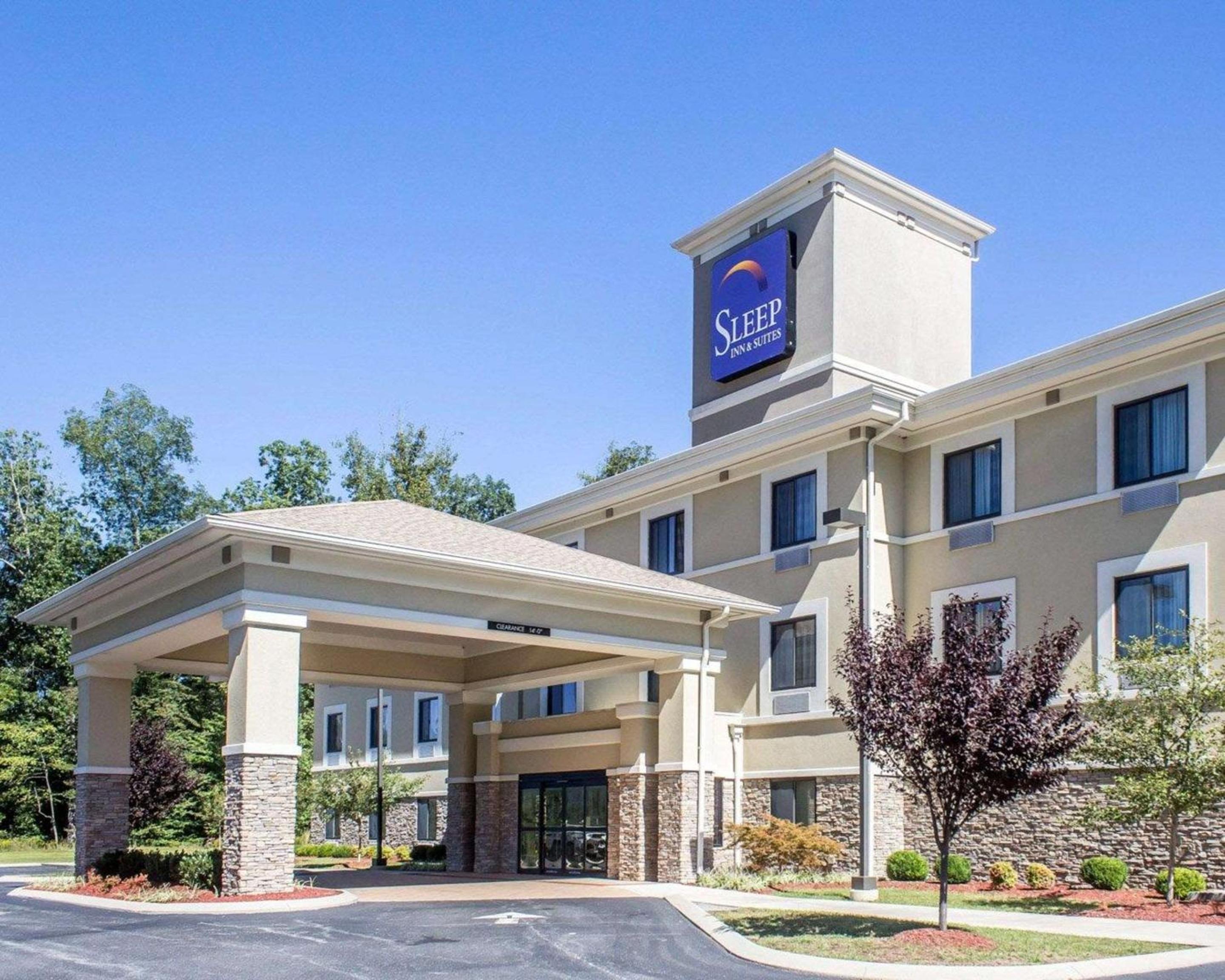 Sleep Inn & Suites Middlesboro view 2