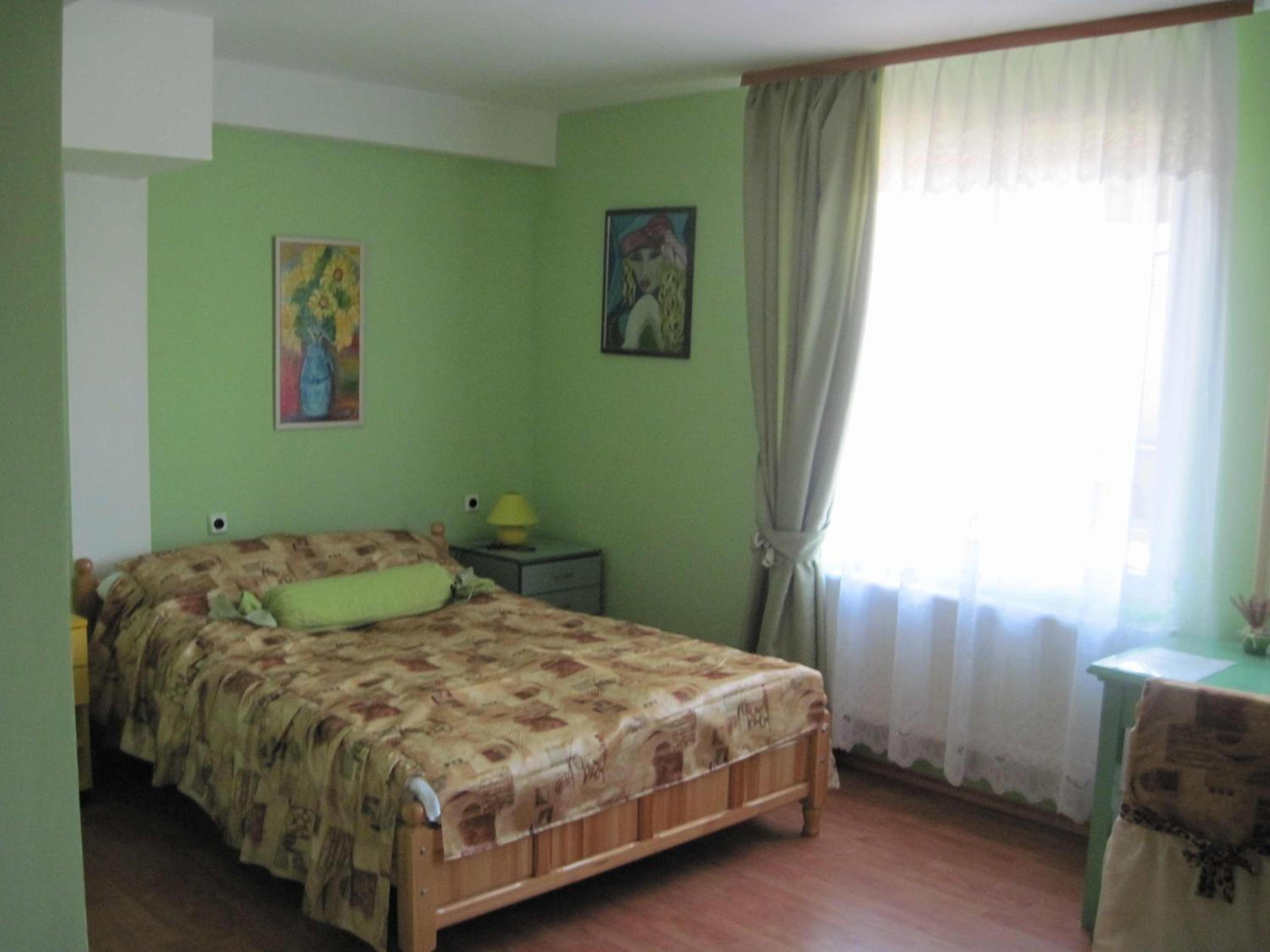 Hadjibulevata Guest House