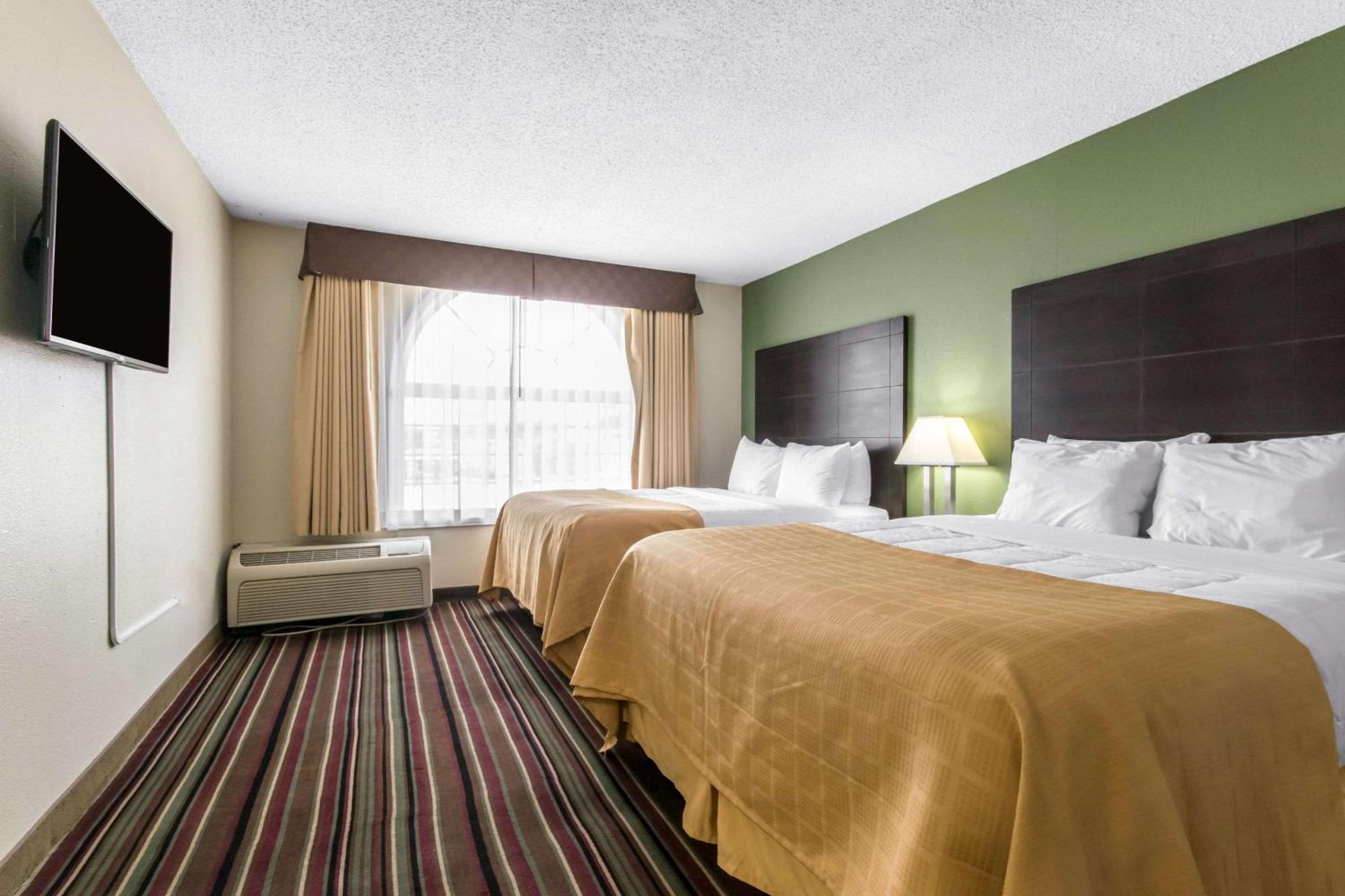 Quality Inn & Suites Horse Cave - Cave City