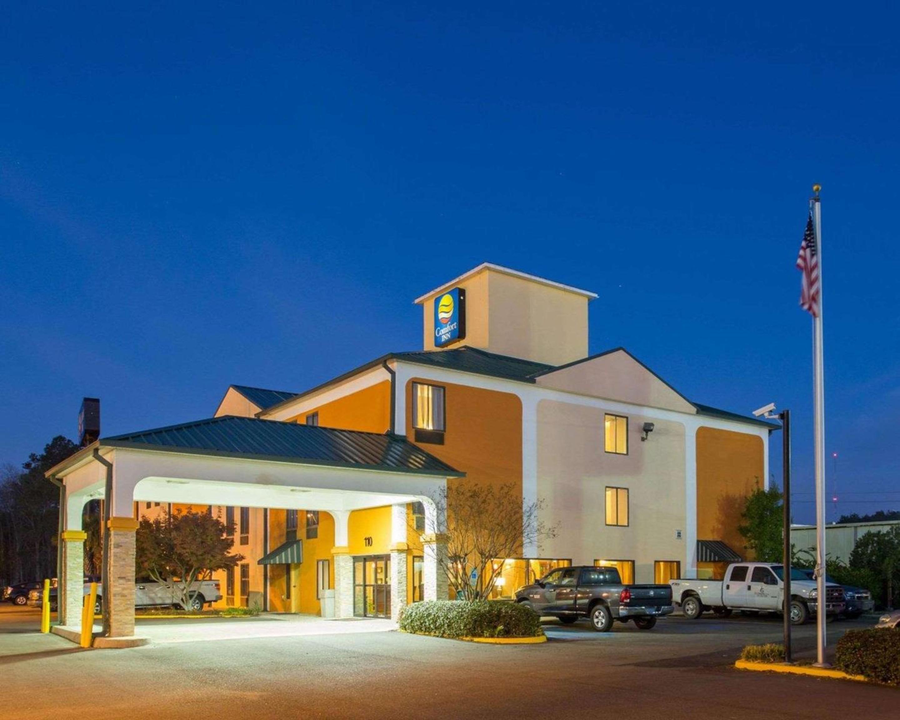 Comfort Inn Hammond view 3