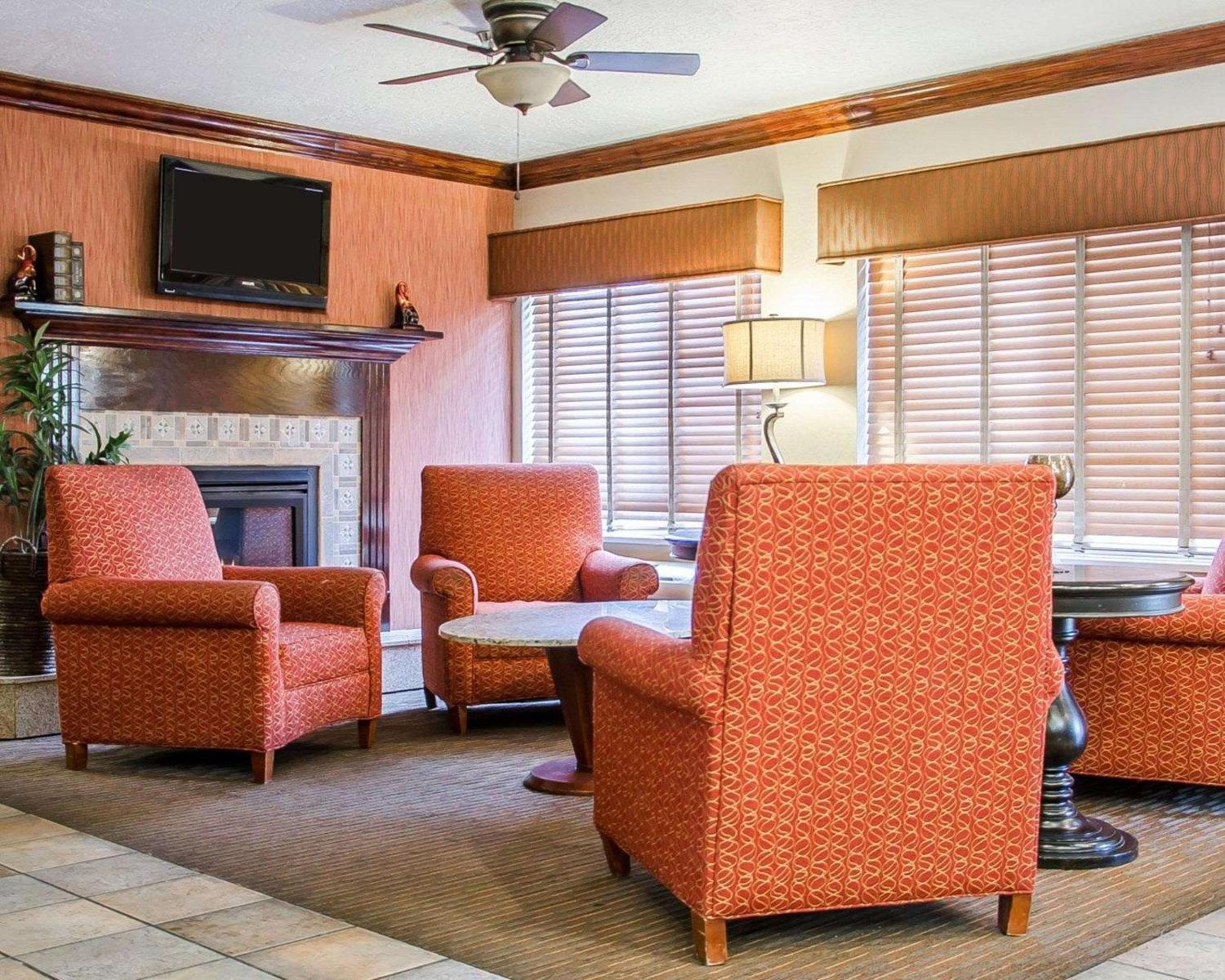 Twin Falls Vacations - Quality Inn  Suites - Property Image 5