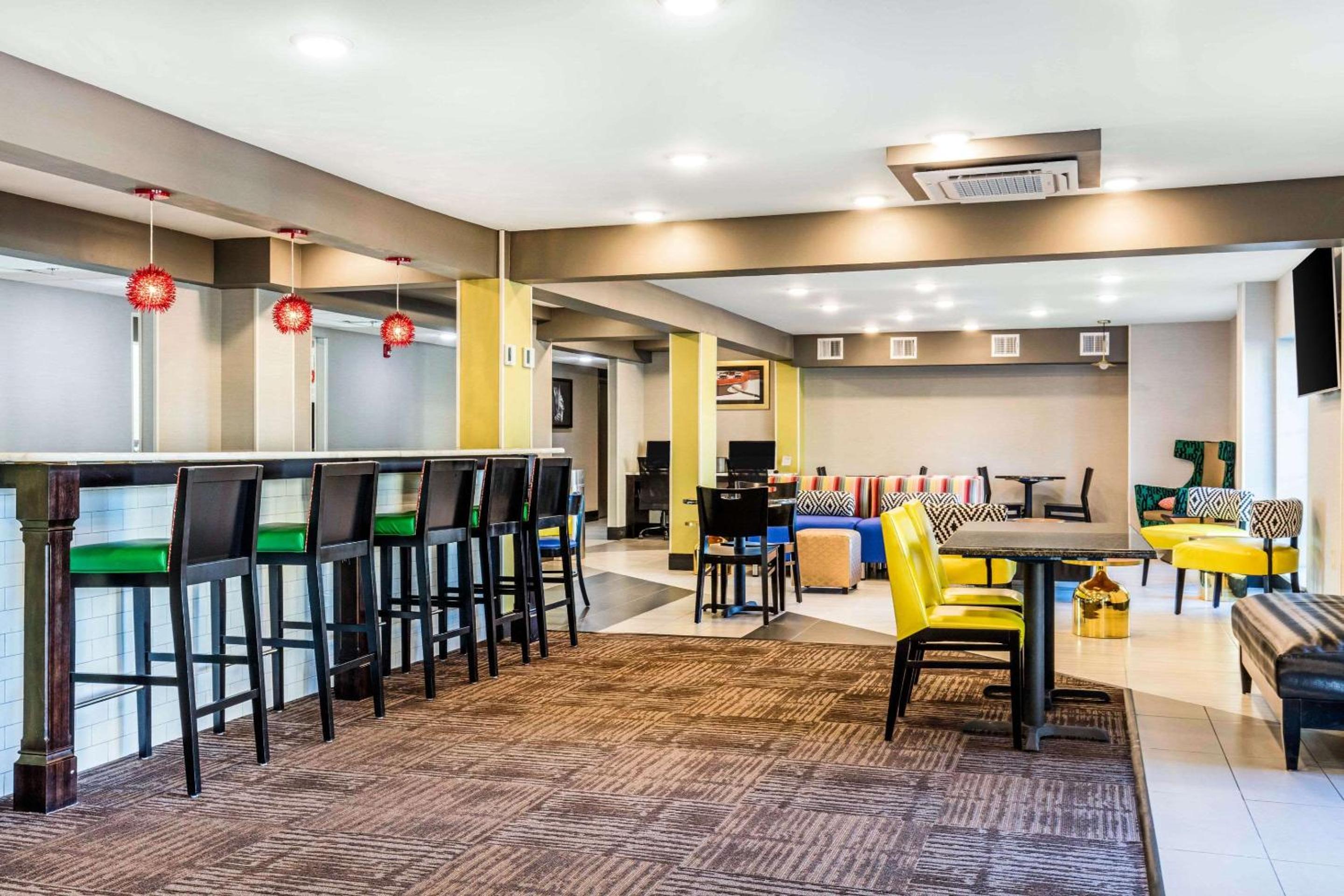 Comfort Inn Memphis Airport West view 4