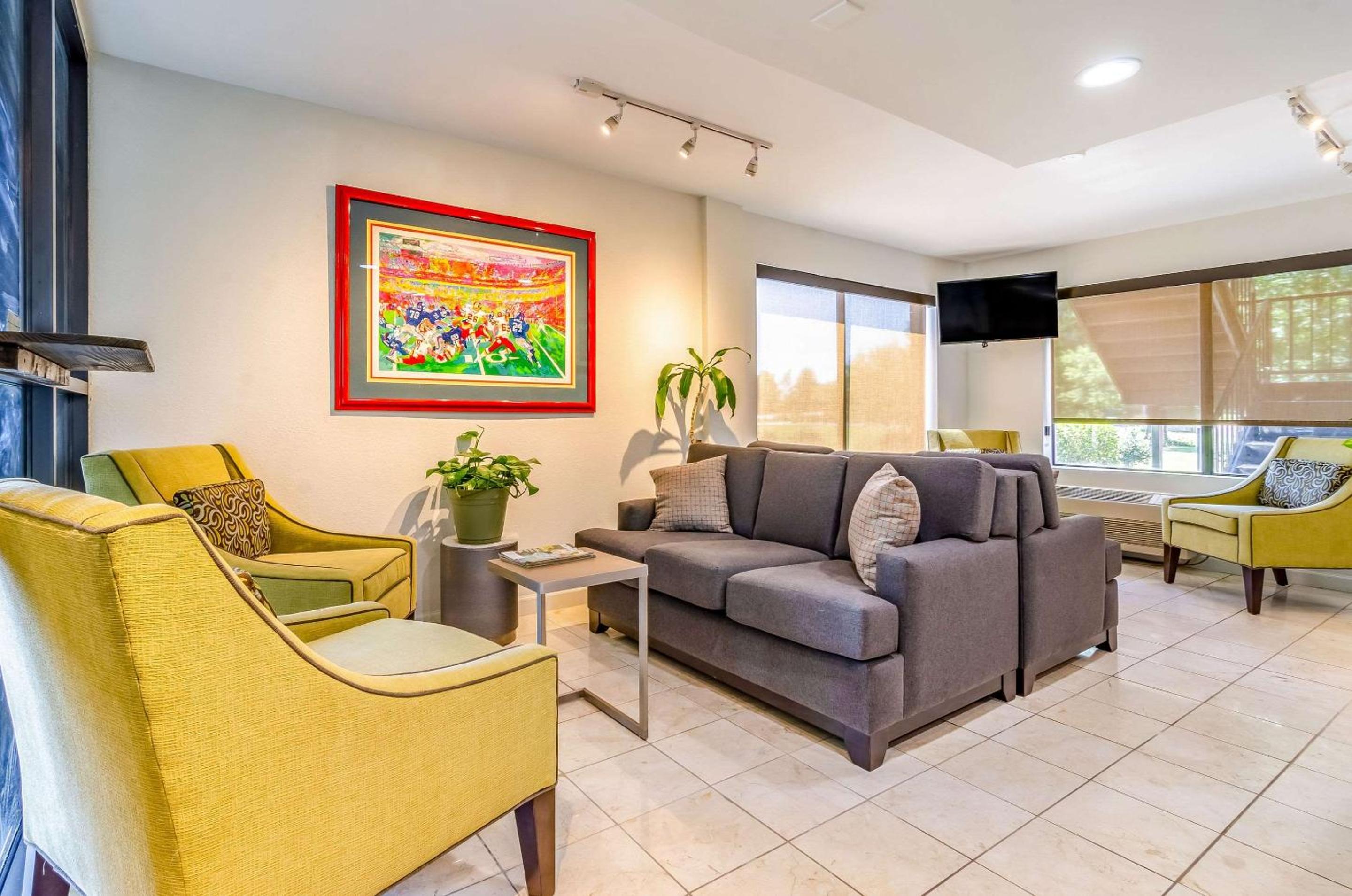 Quality Inn  Suites Creedmor - Butner - Property Image 4