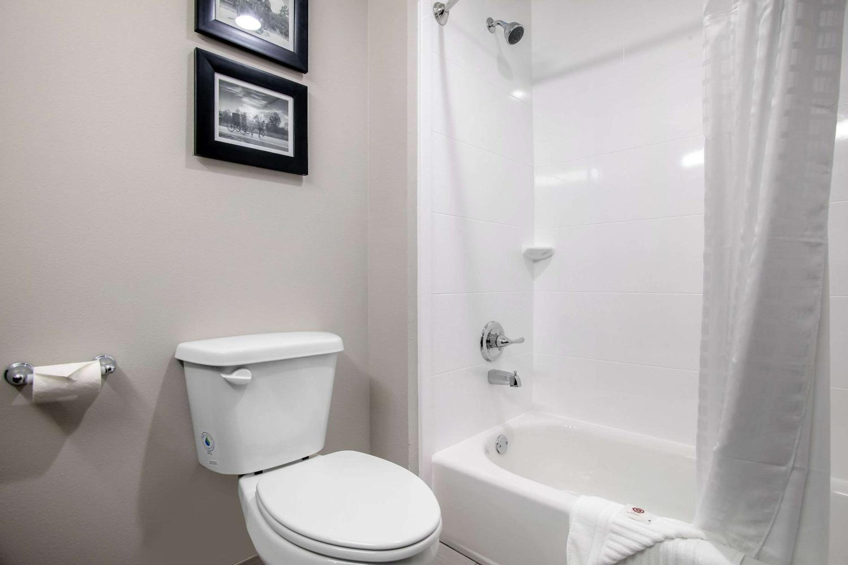 Holiday Inn Express & Suites Tulsa East - Catoosa by IHG