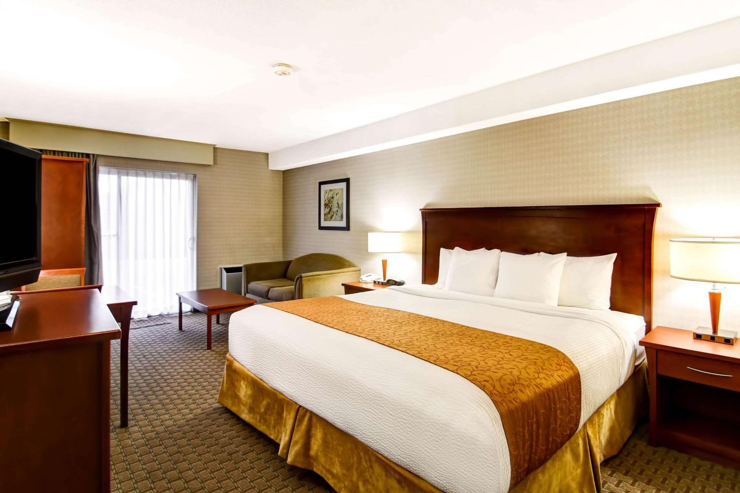 Kitchener Vacations - Quality Inn - Property Image 33