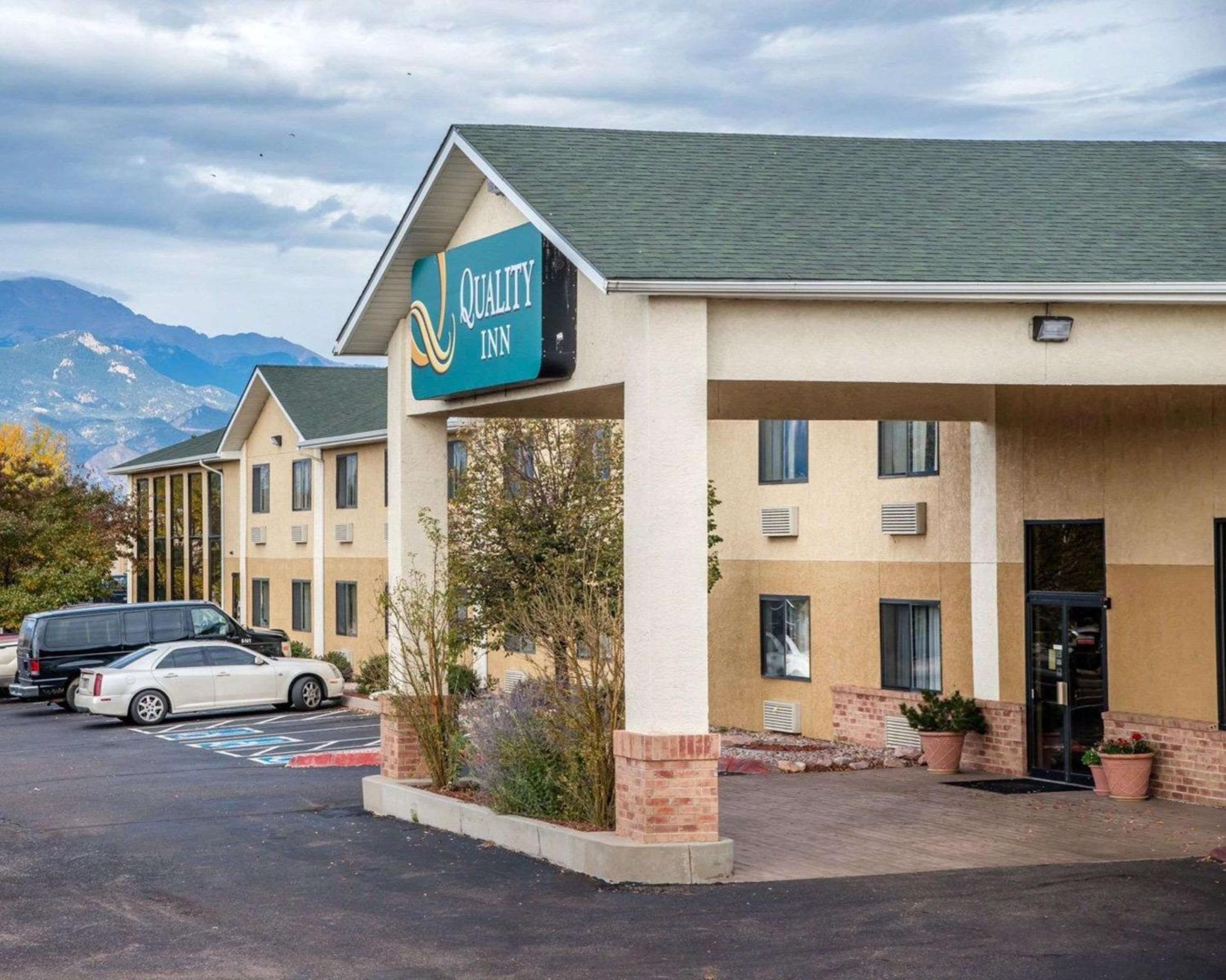 Quality Inn Colorado Springs Airport view 2