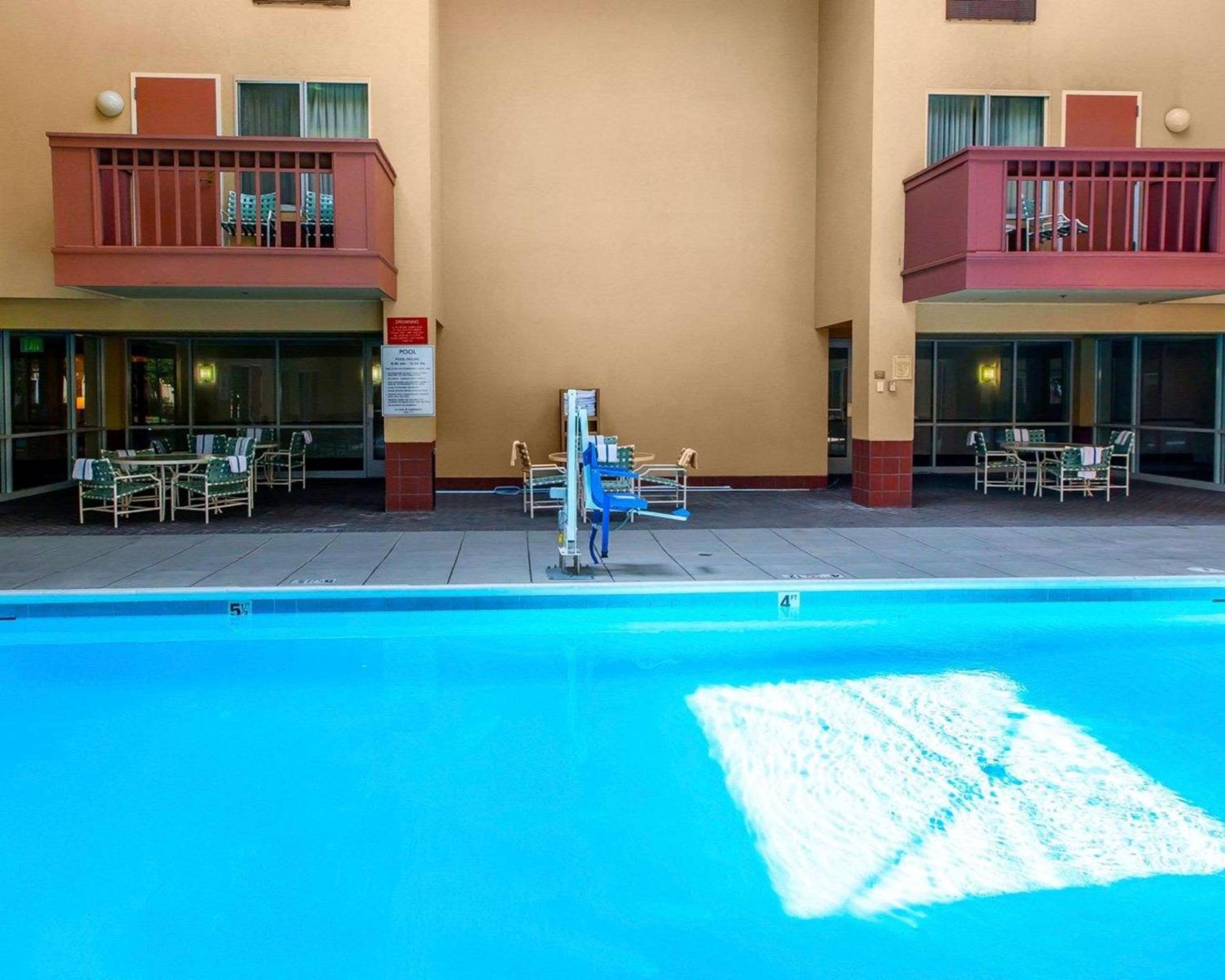 Quality Inn and Conference Center Greeley Downtown view 4