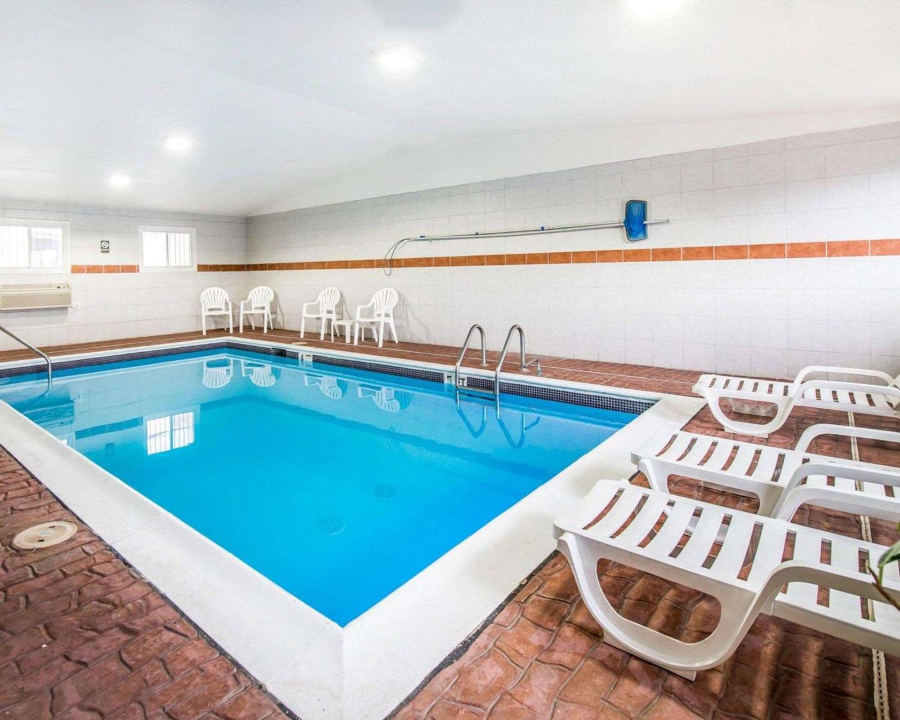 Days Inn by Wyndham Canon City view 3