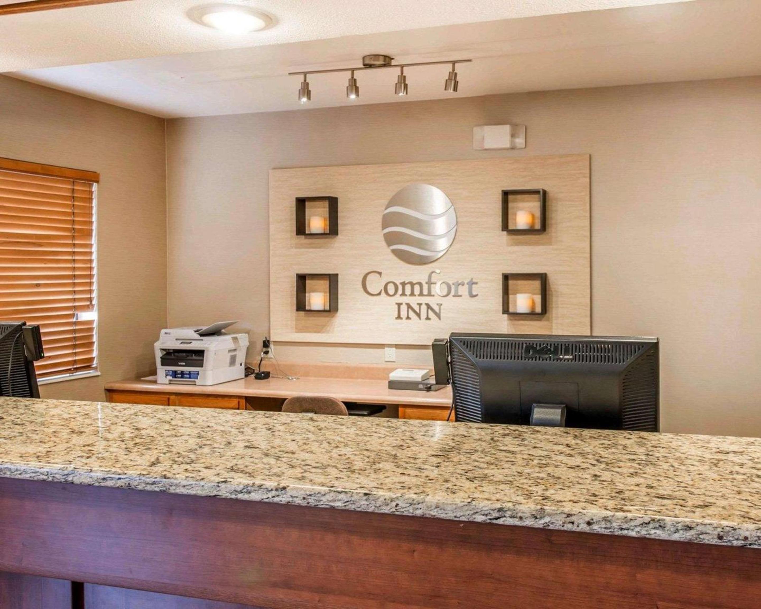 Comfort Inn Salida view 3