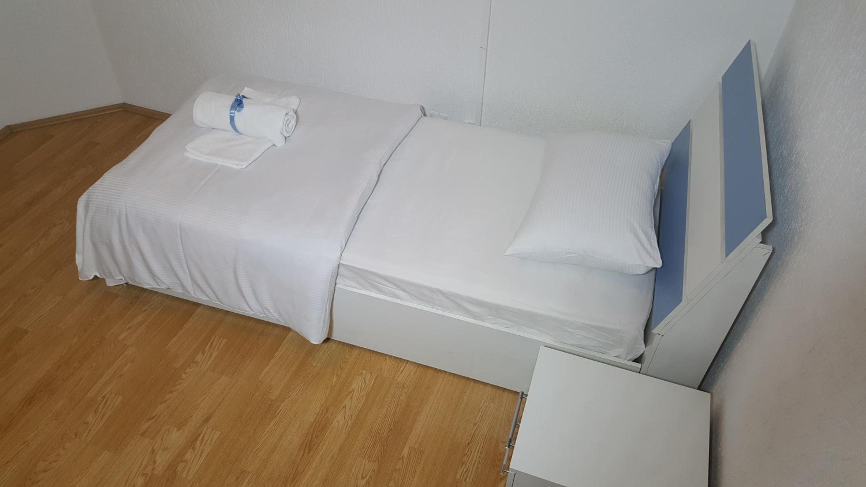 Bus Station Hostel, photo 13