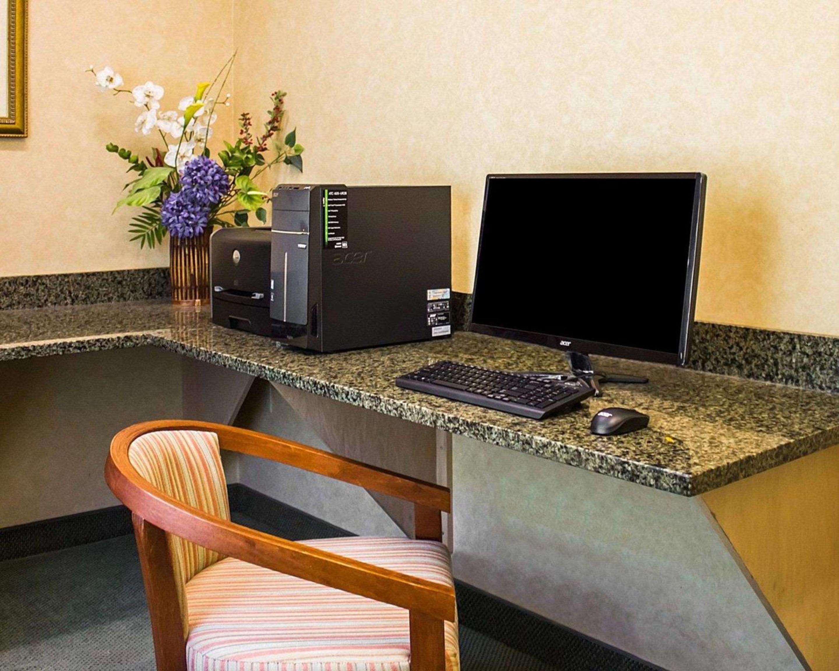 Comfort Inn Guilford near I-95 - Property Image 30