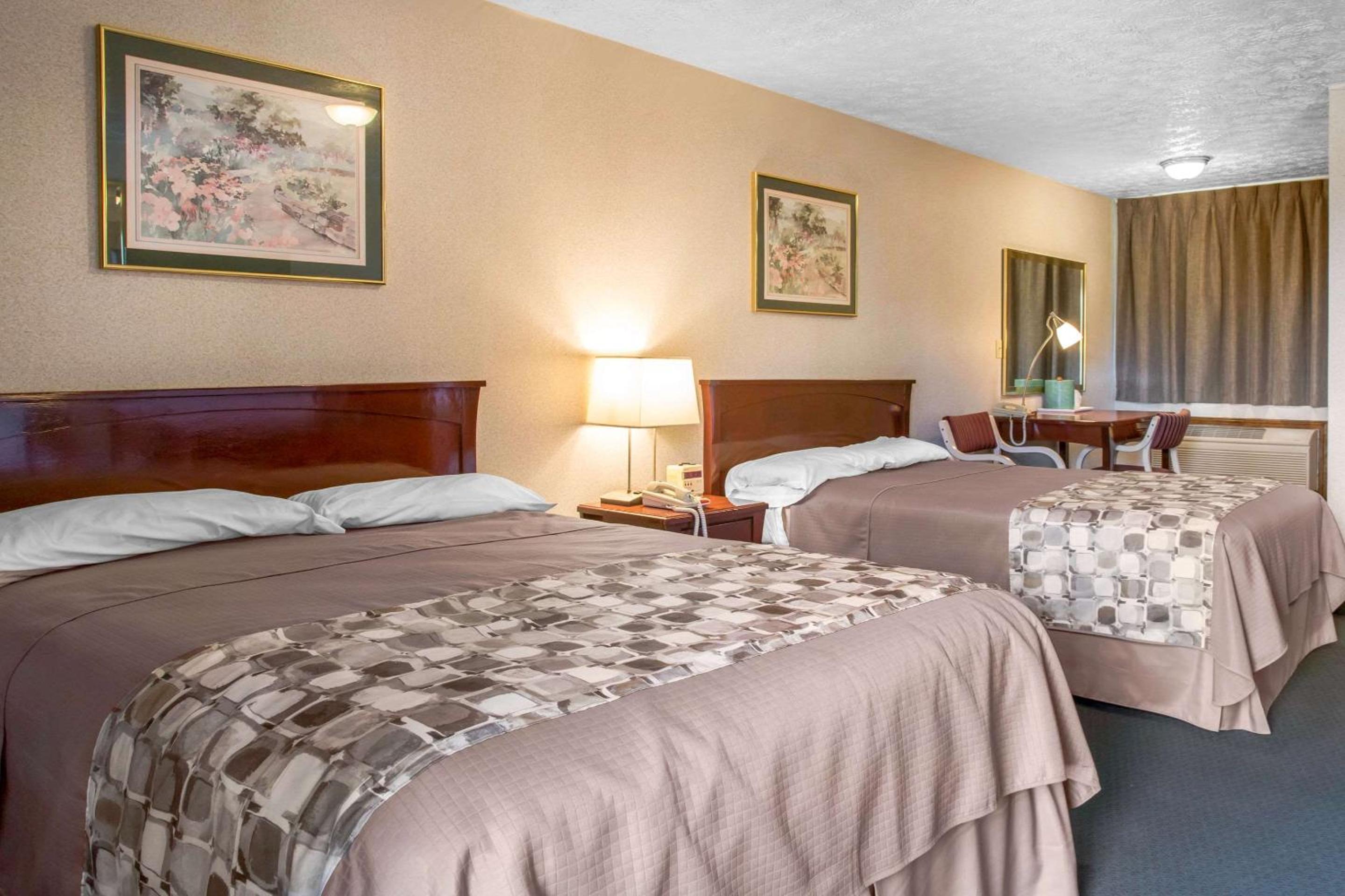 Rodeway Inn Suites Branford - Guilford - Property Image 24