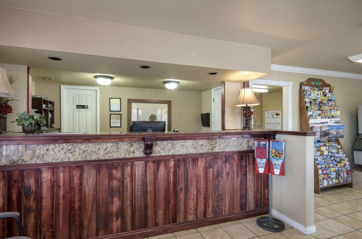 hotel reception