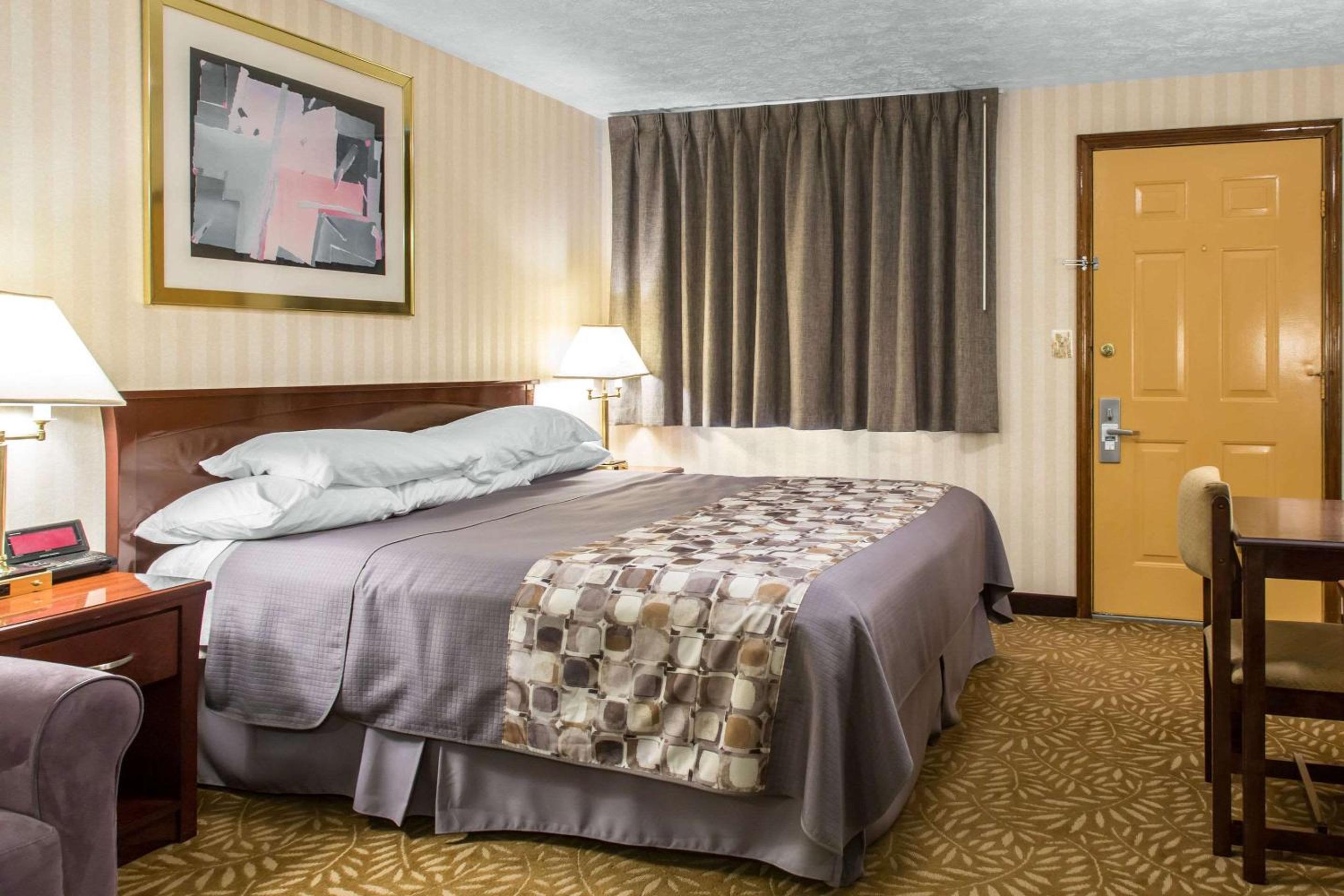 Rodeway Inn Suites Branford - Guilford - Property Image 18
