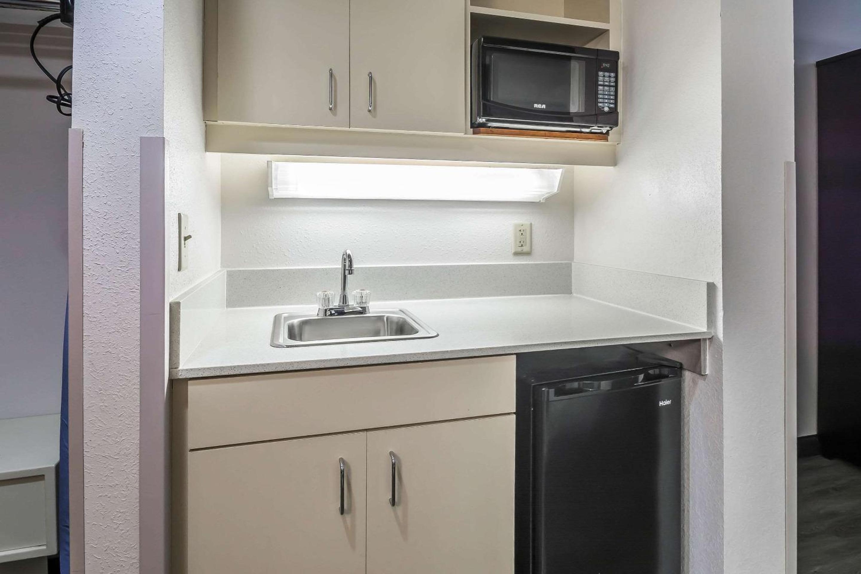 Comfort Inn University