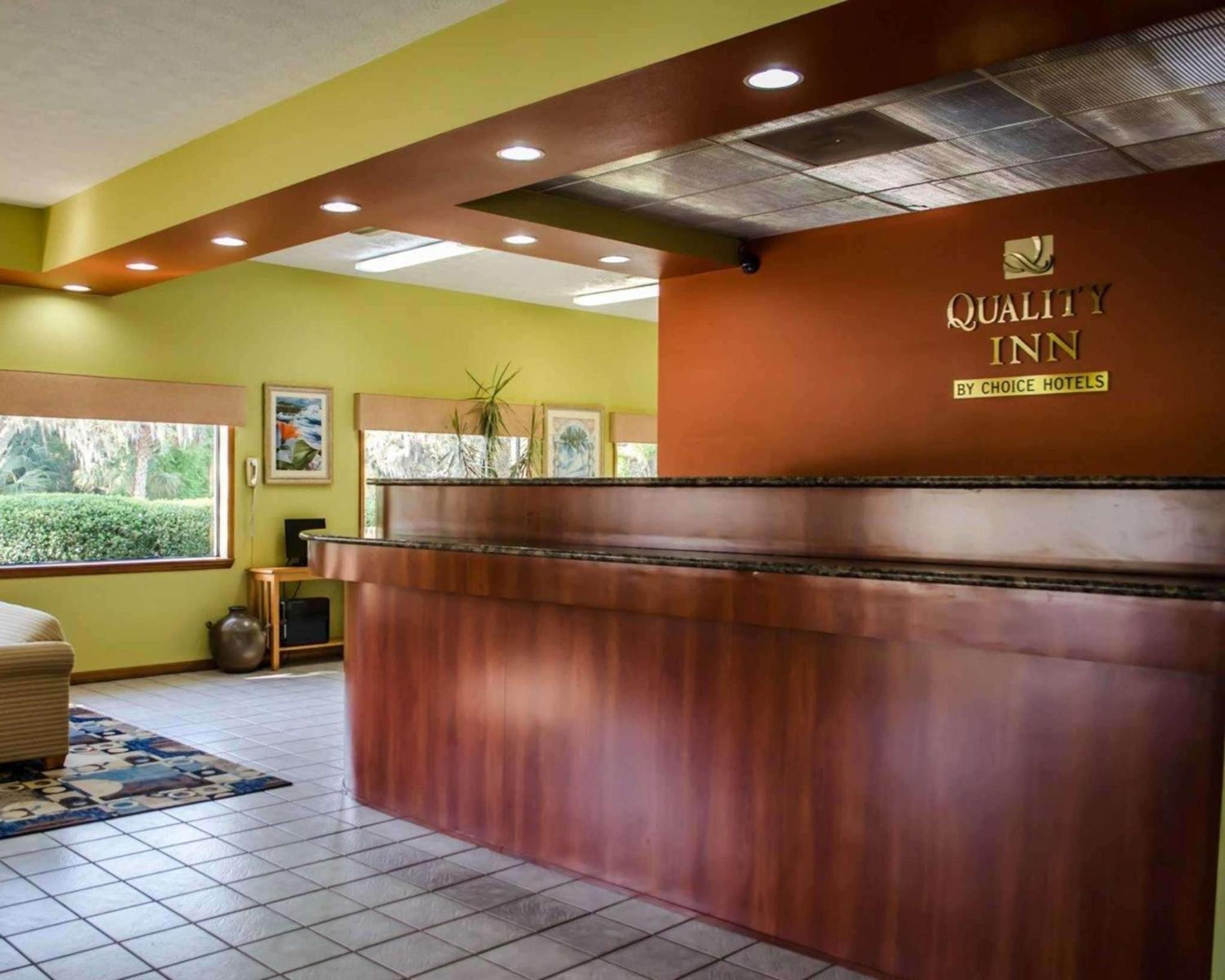 Crystal River Vacations - Quality Inn Crystal River - Property Image 2