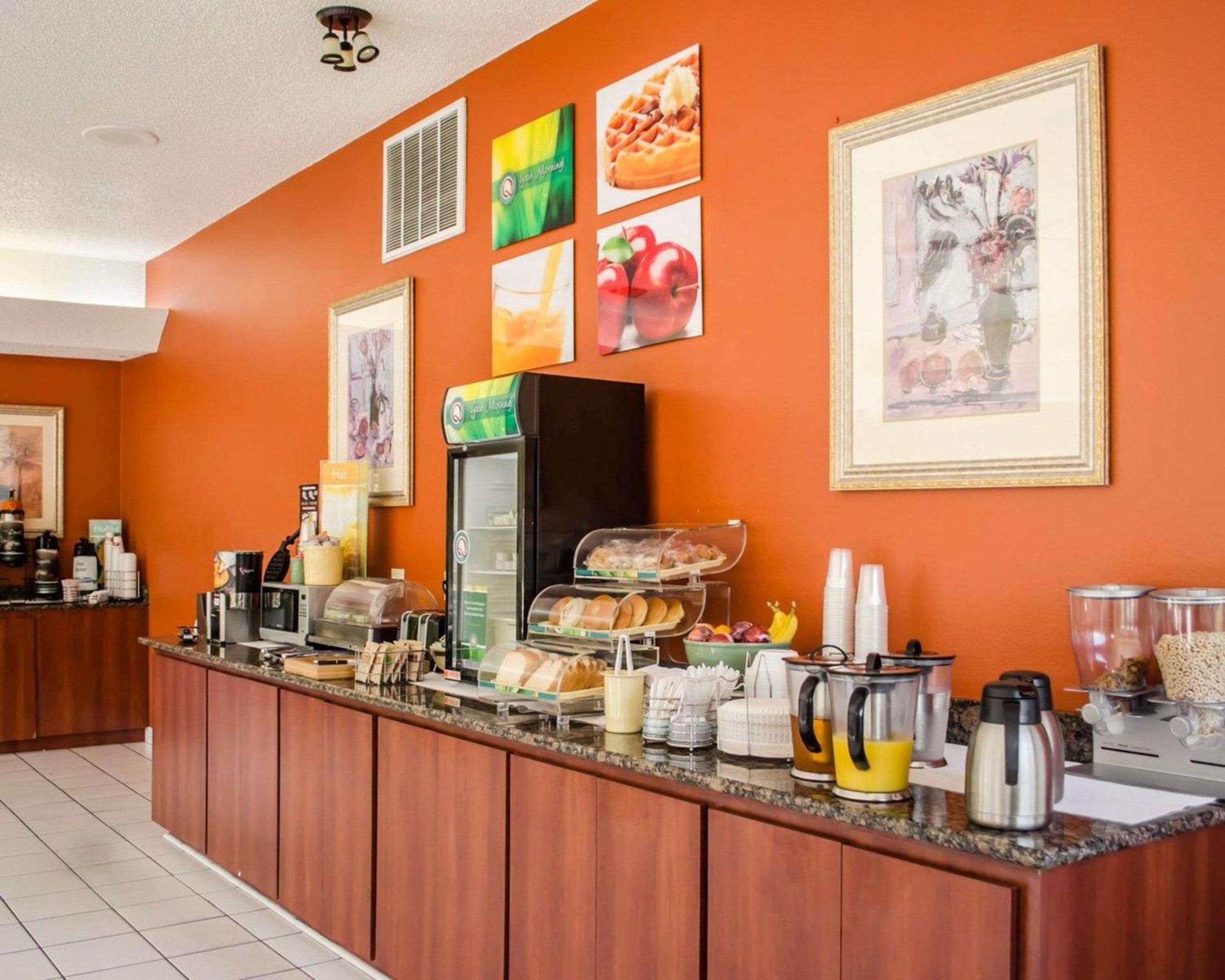 Crystal River Vacations - Quality Inn Crystal River - Property Image 4