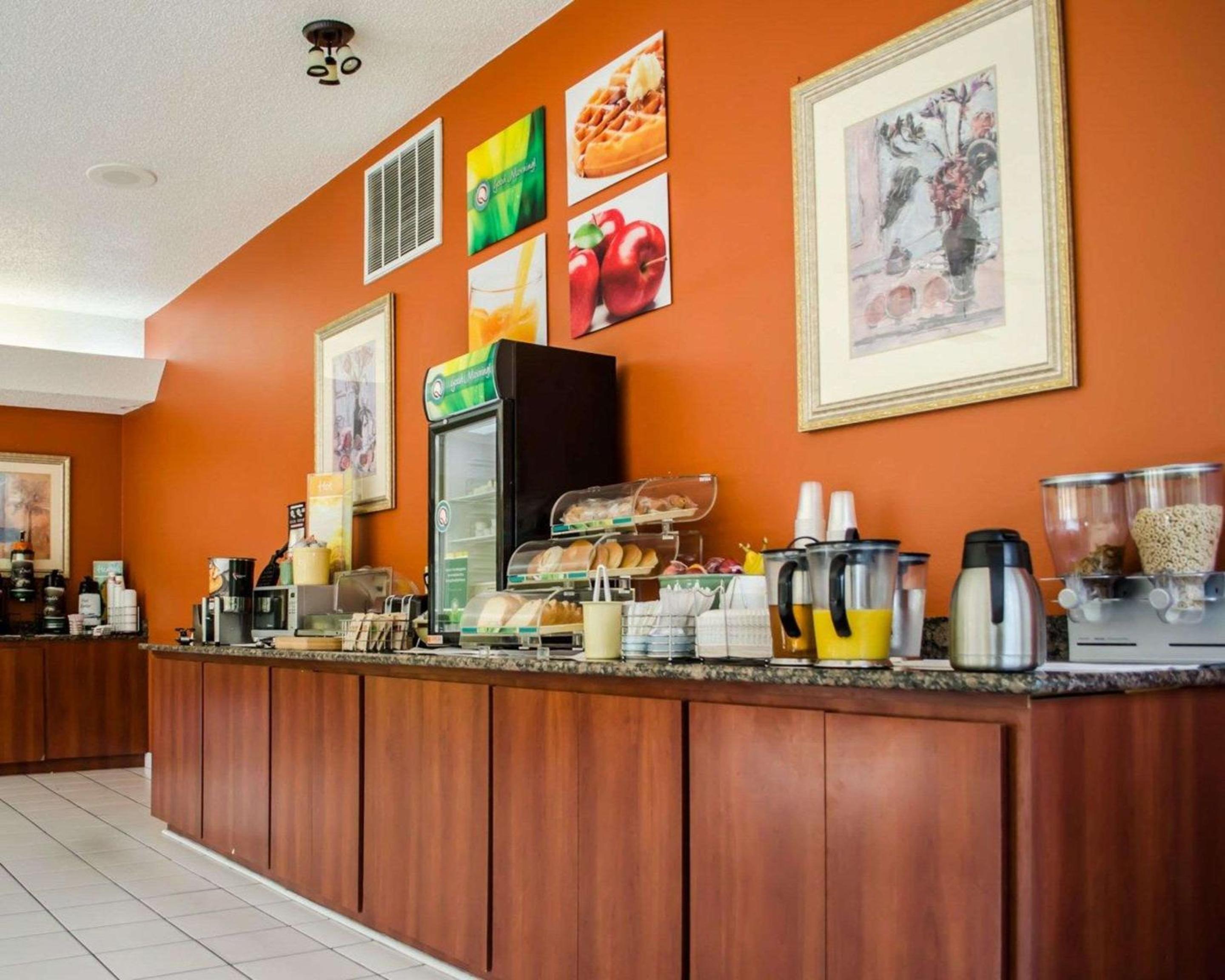 Crystal River Vacations - Quality Inn Crystal River - Property Image 3
