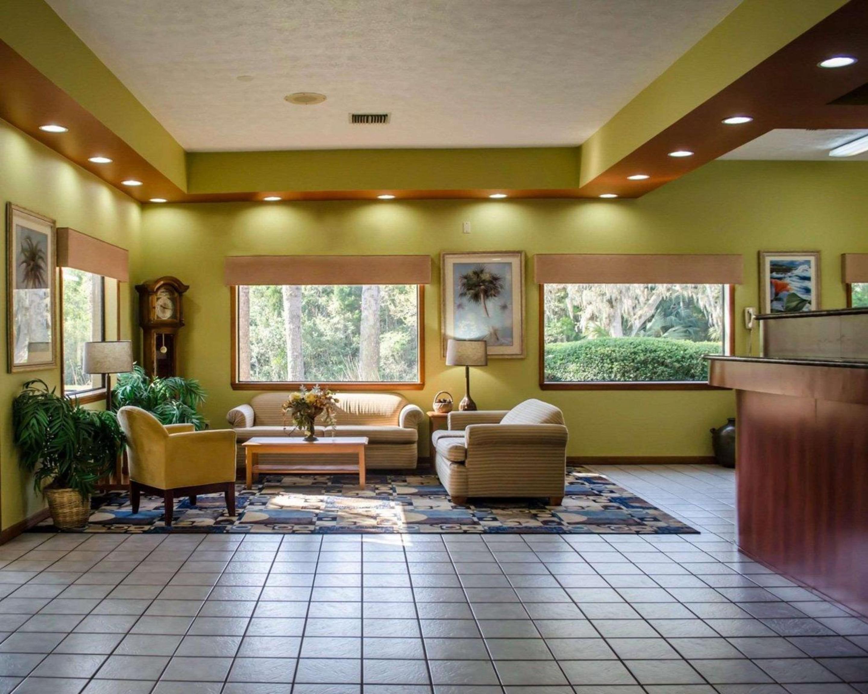 Crystal River Vacations - Quality Inn Crystal River - Property Image 3